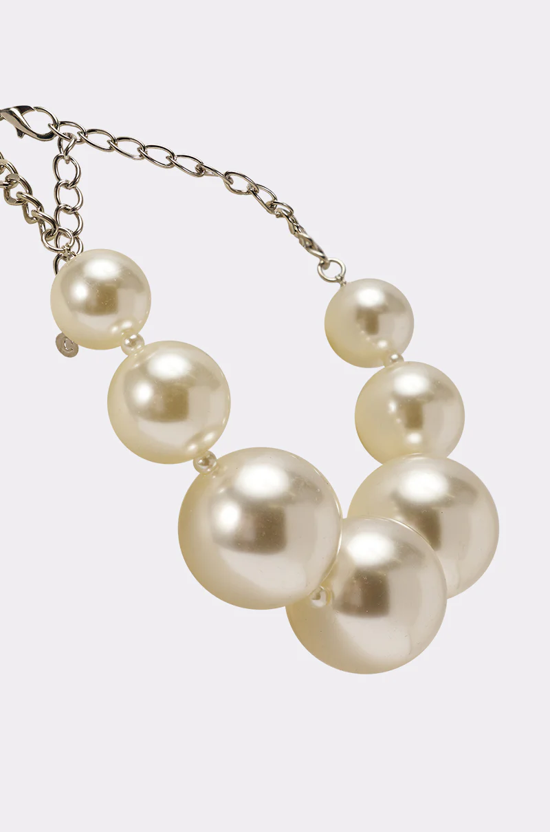 KARL STATEMENT NECKLACE - Image 4