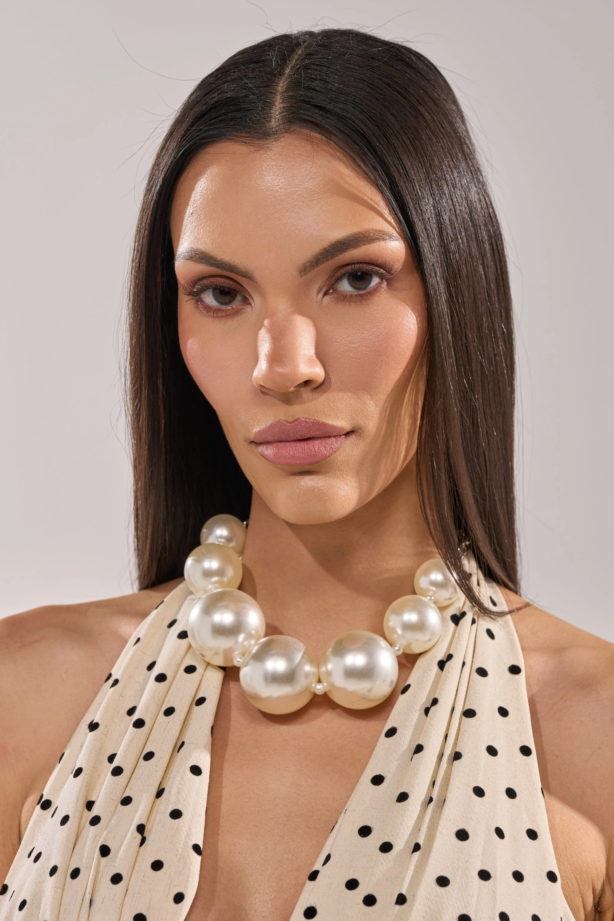 KARL STATEMENT NECKLACE - Image 5