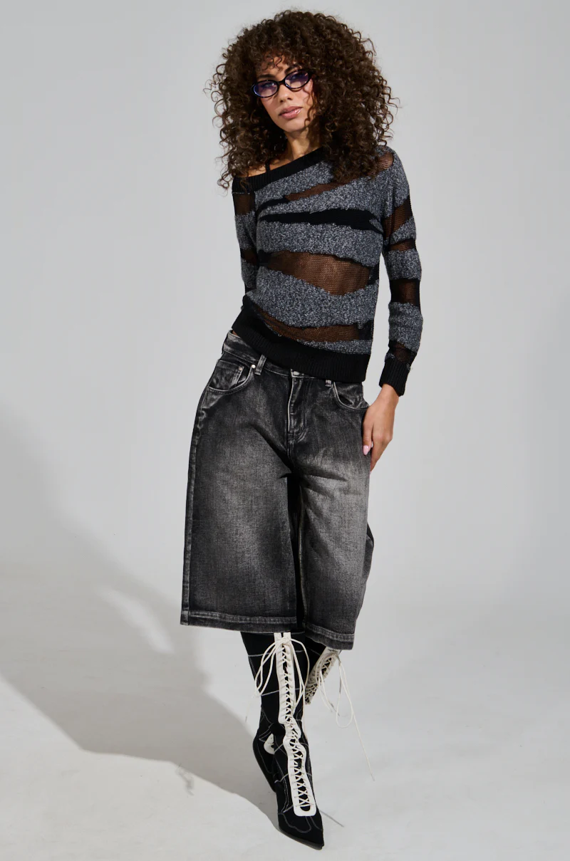KASHA CREWNECK SWEATER IN GREY - Image 5