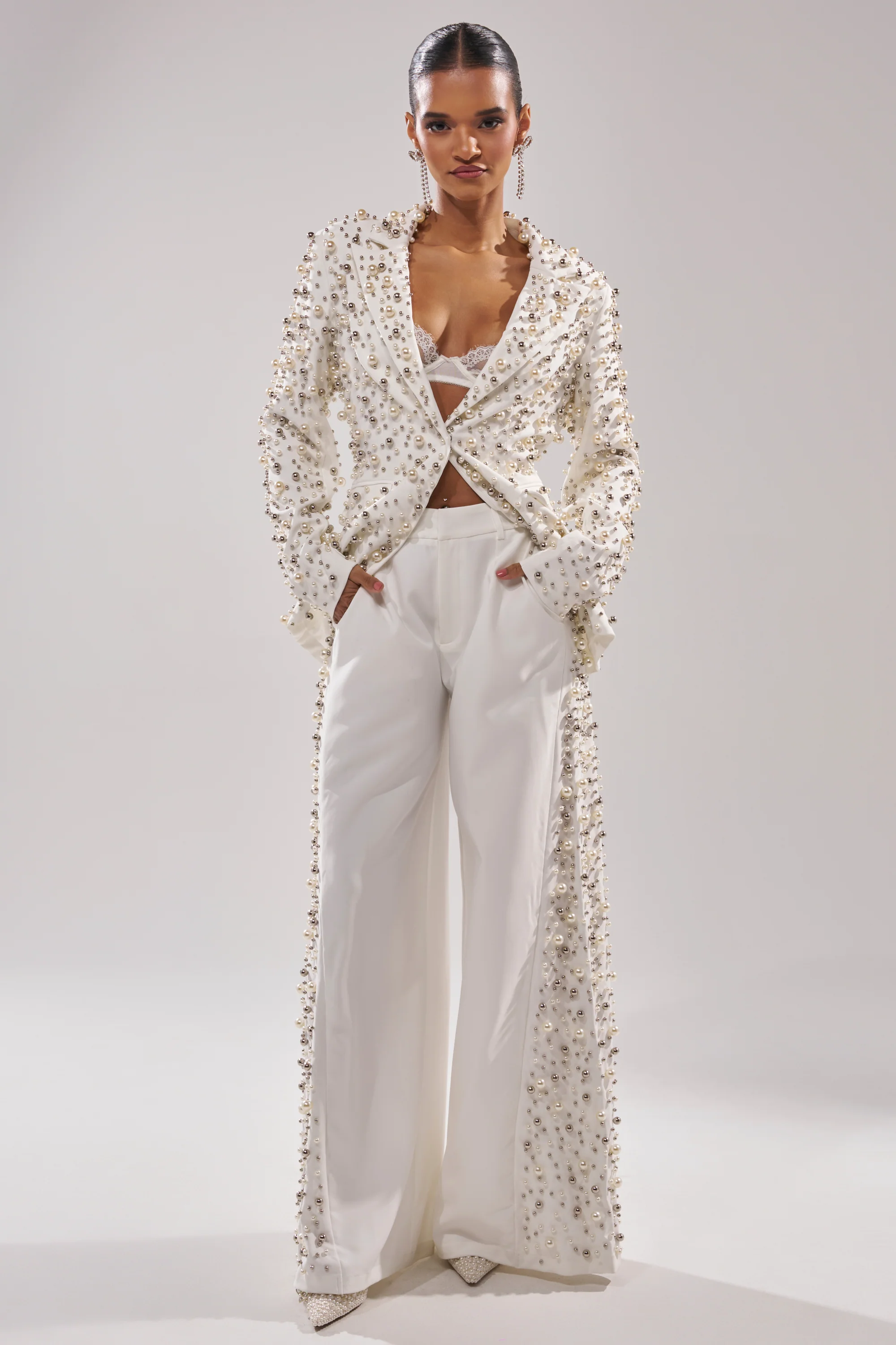 KEEP IT GOING EMBELLISHED TROUSER