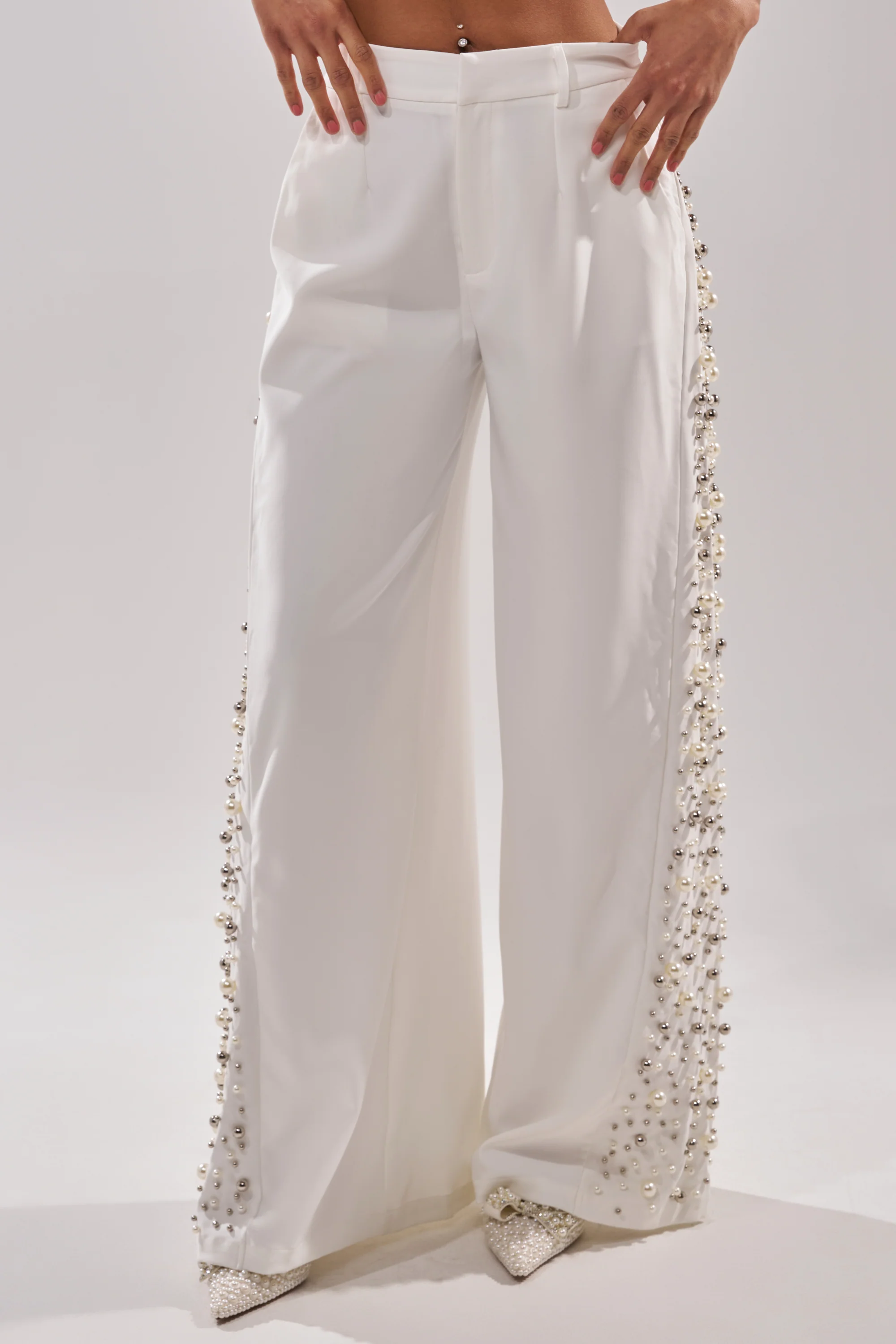 KEEP IT GOING EMBELLISHED TROUSER - Image 3