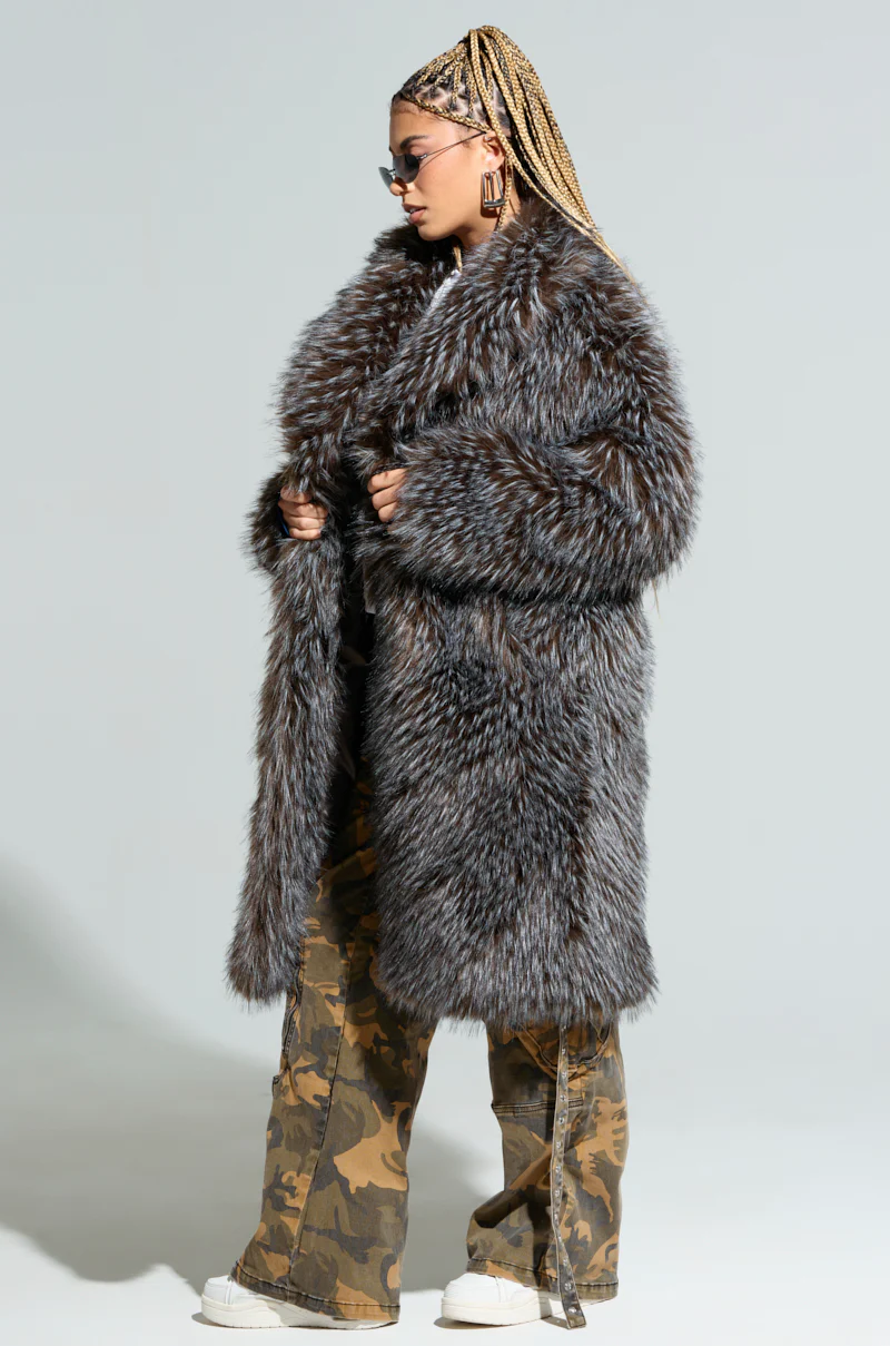 KEEP TO MYSELF FAUX FUR JACKET - Image 5