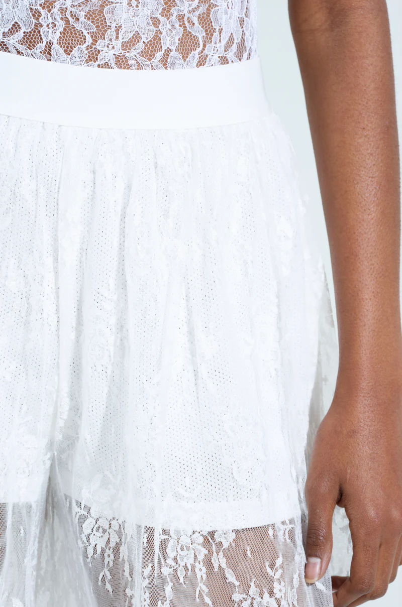 KELLY LACE SHORT - Image 8