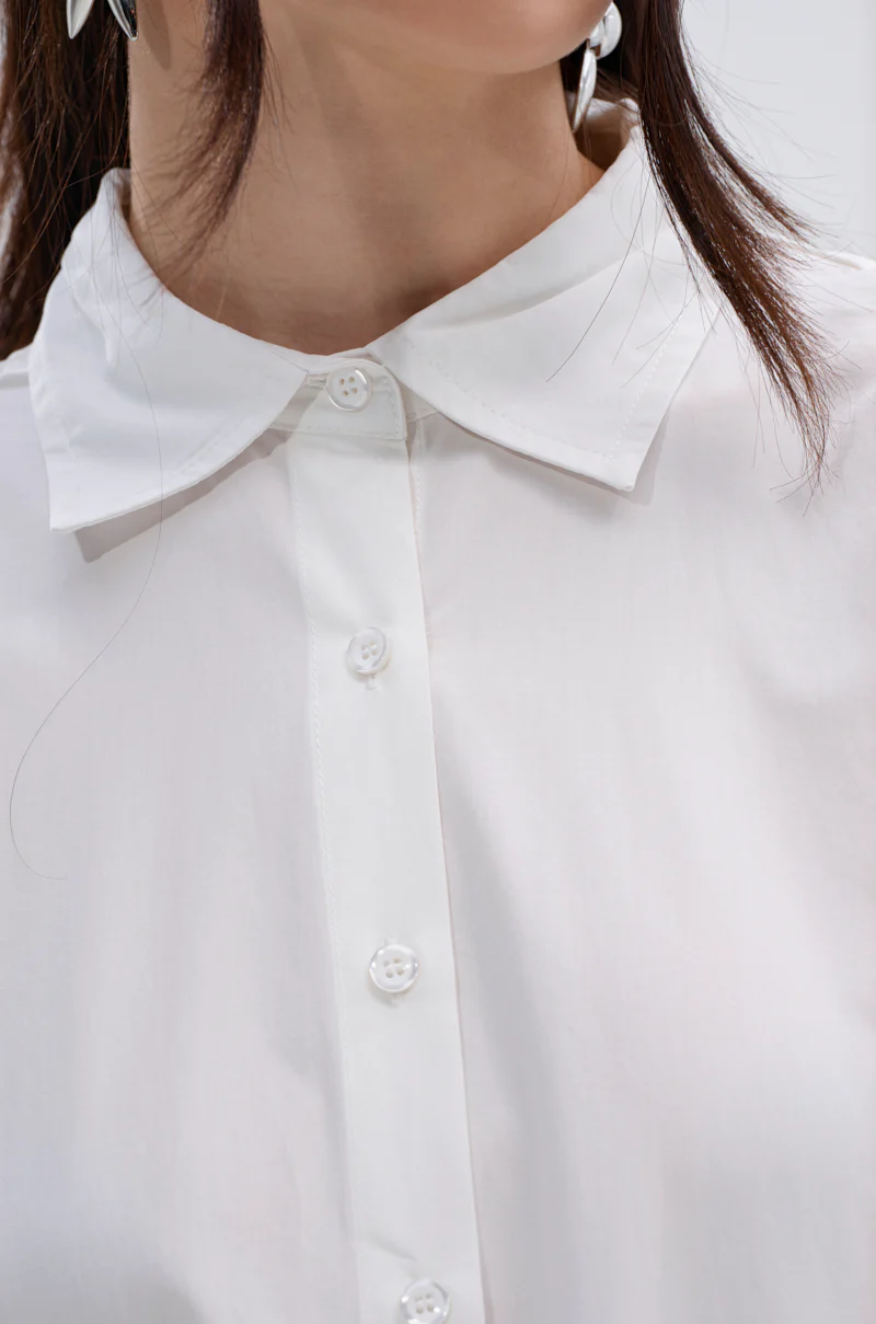 KIND OF A BIG DEAL POPLIN HIGH LOW DRESS IN WHITE - Image 11