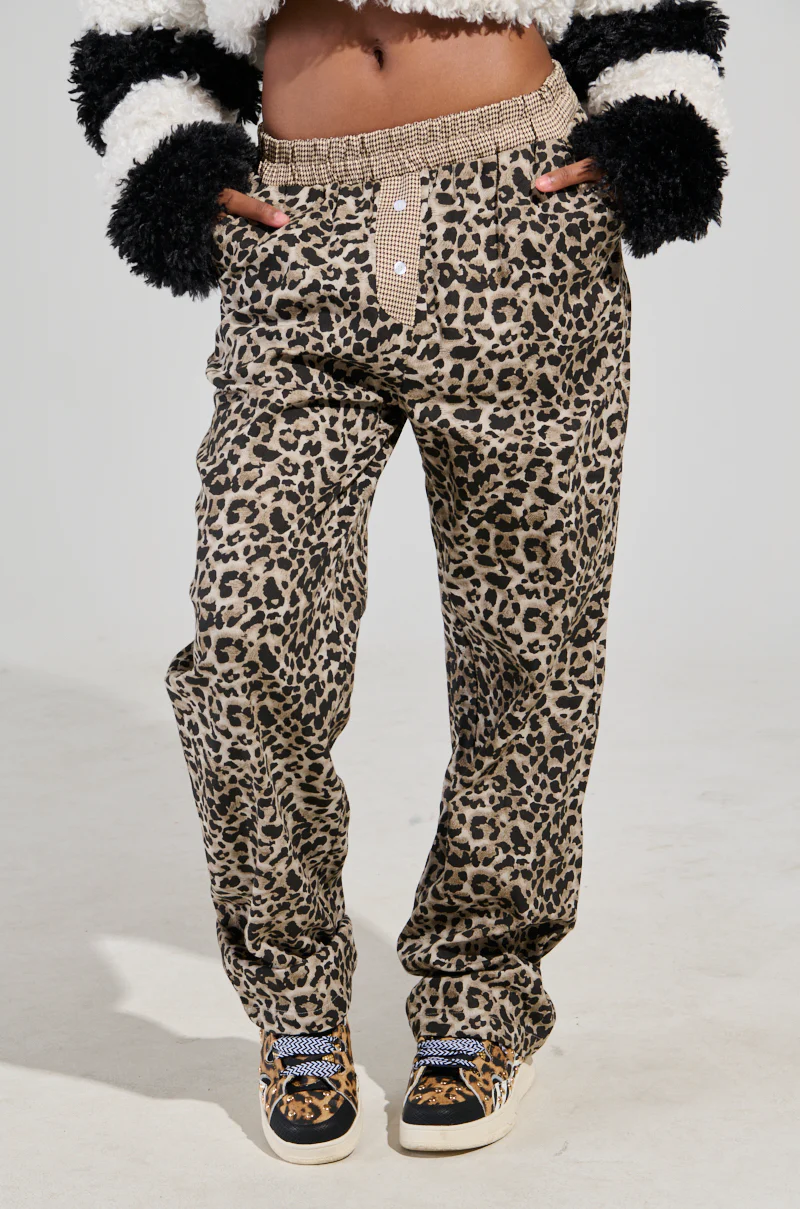 KISS ME CHEETAH PANT - Image 2