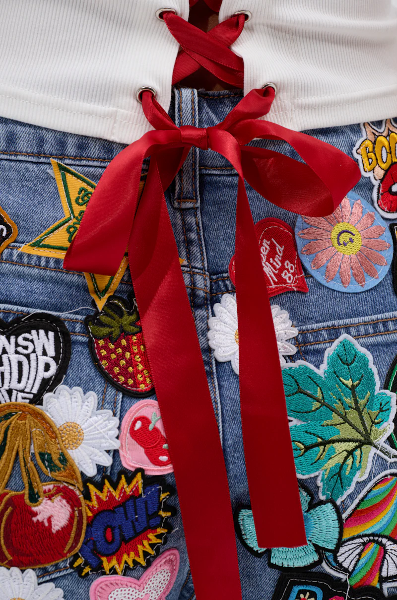 KISS MY PATCH DENIM SHORT - Image 11