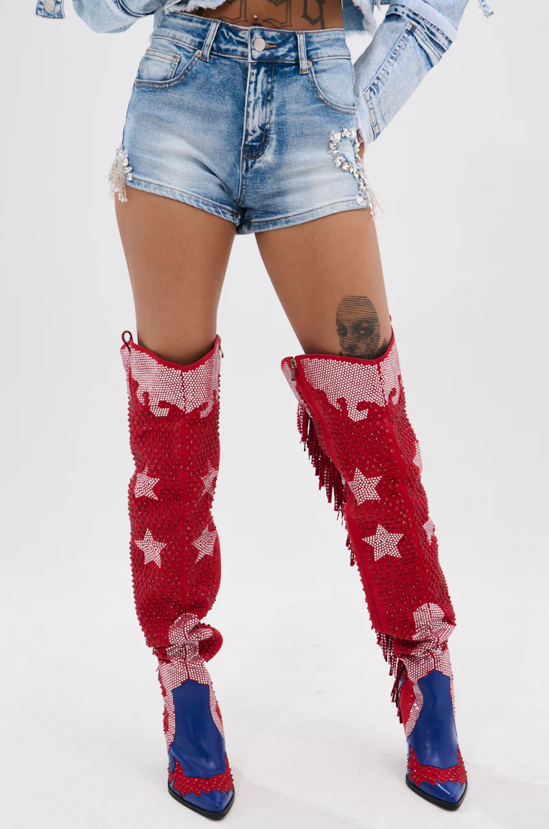 KYLIE EMBELLISHED DENIM SHORT - Image 3