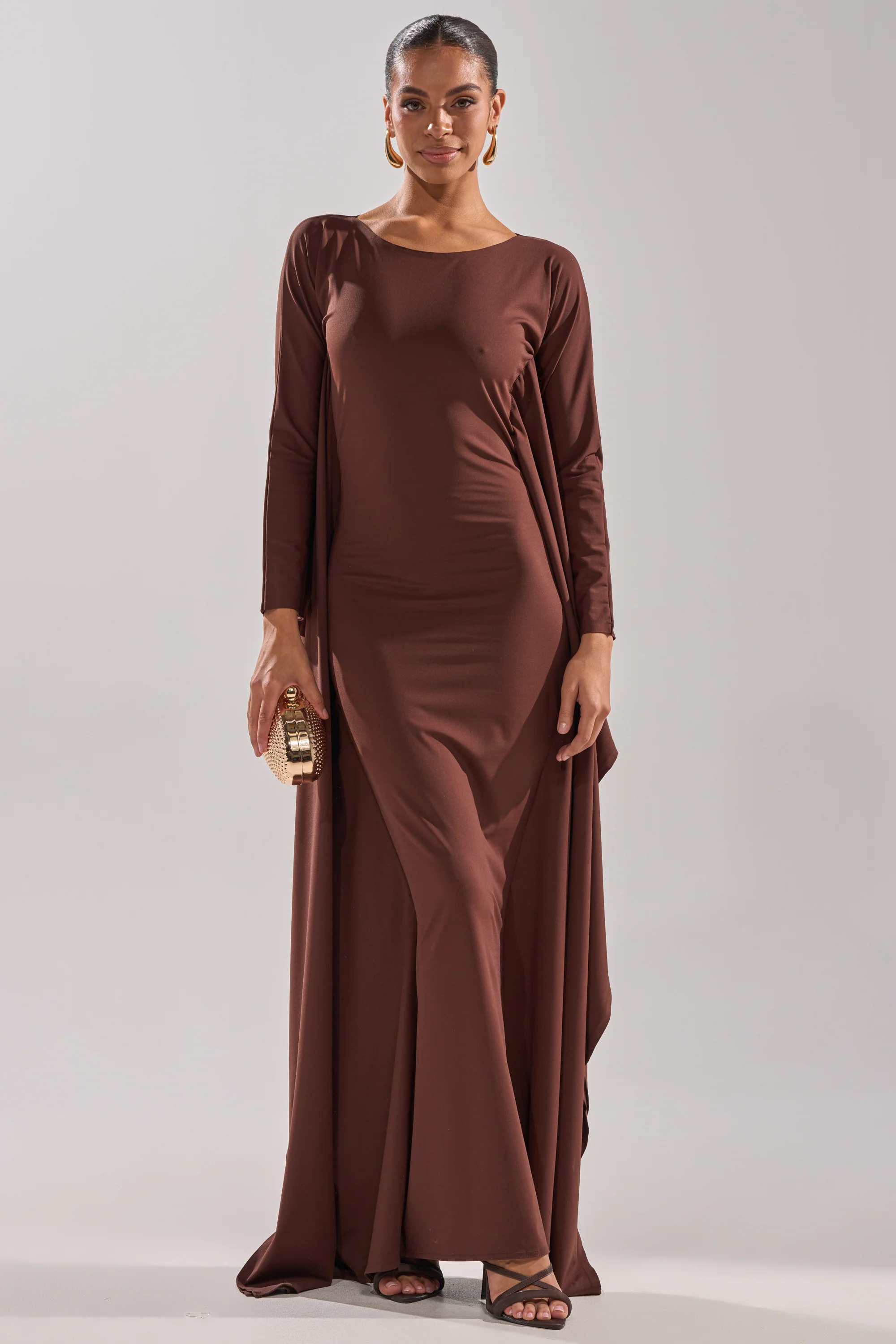 KYLIE MAXI DRESS WITH RUFFLE SLEEVES IN BROWN - Image 3