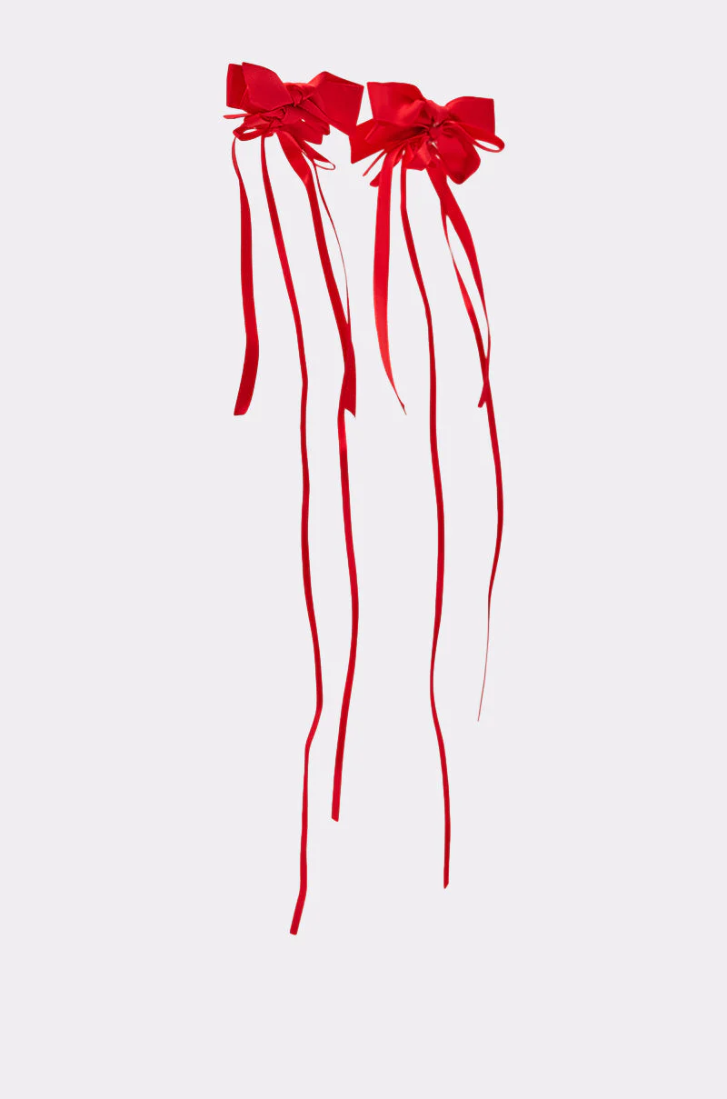 LACED UP EARRING - Image 3