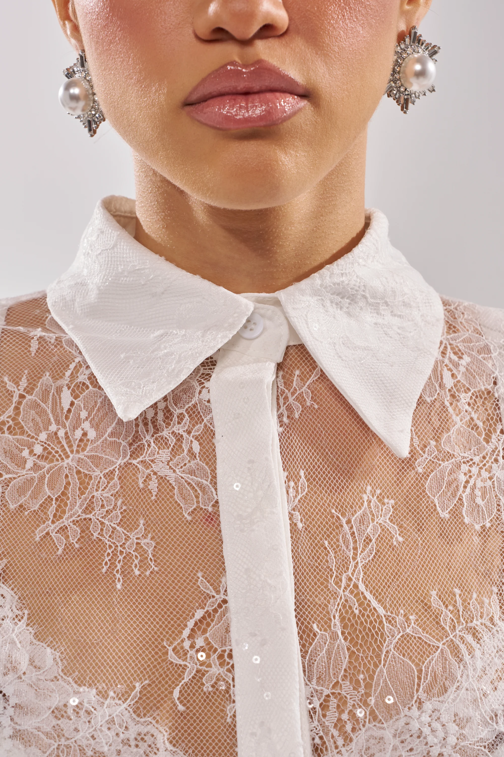LADY LOVER LACE BUTTON DOWN - Image 11