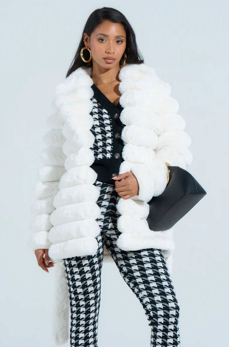 LANA POPCORN FAUX FUR JACKET - Image 2
