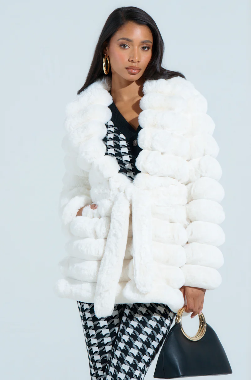 LANA POPCORN FAUX FUR JACKET - Image 3