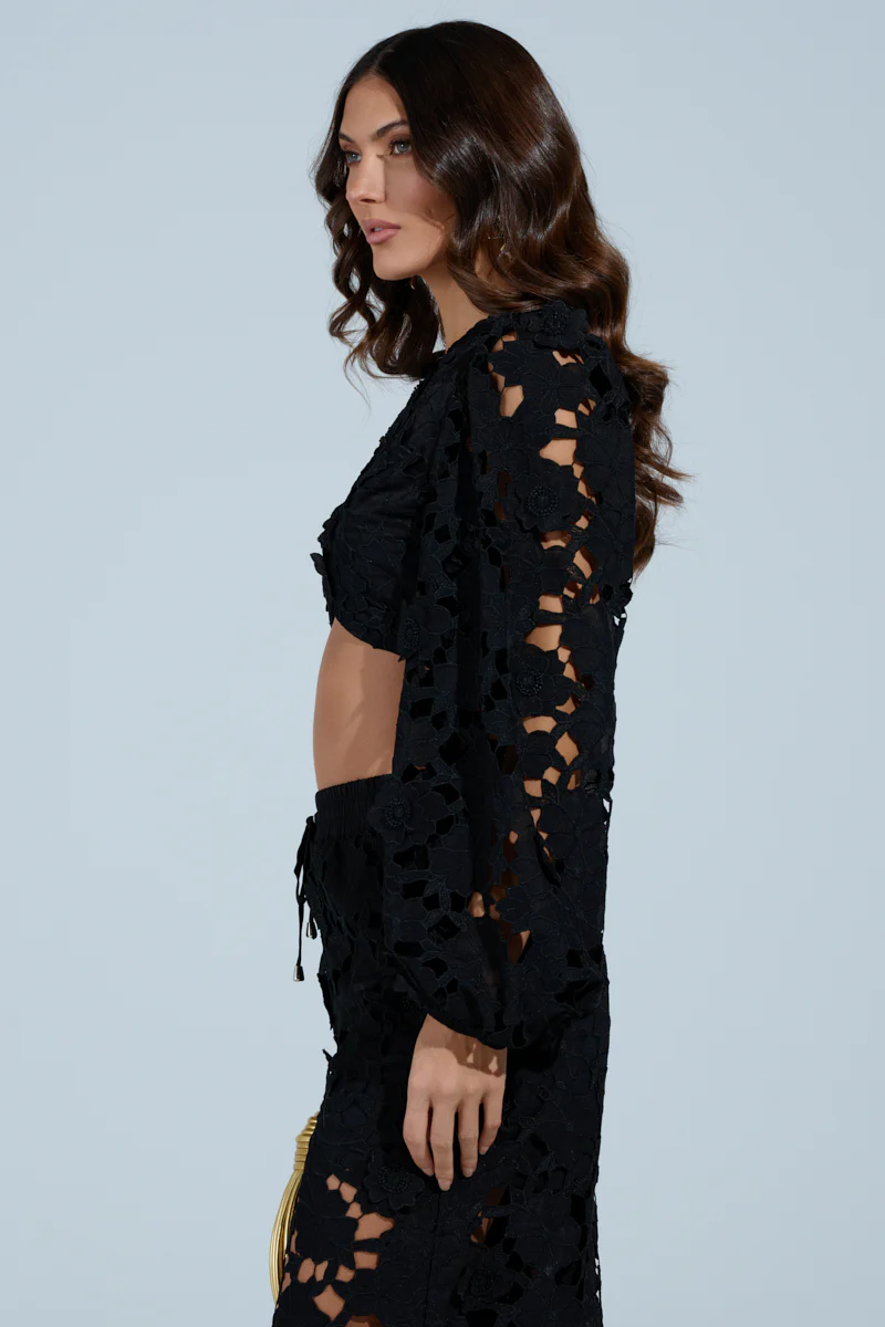 LATE NIGHT DREAMS FLORAL CUTOUT CROPPED BLOUSE - Image 3