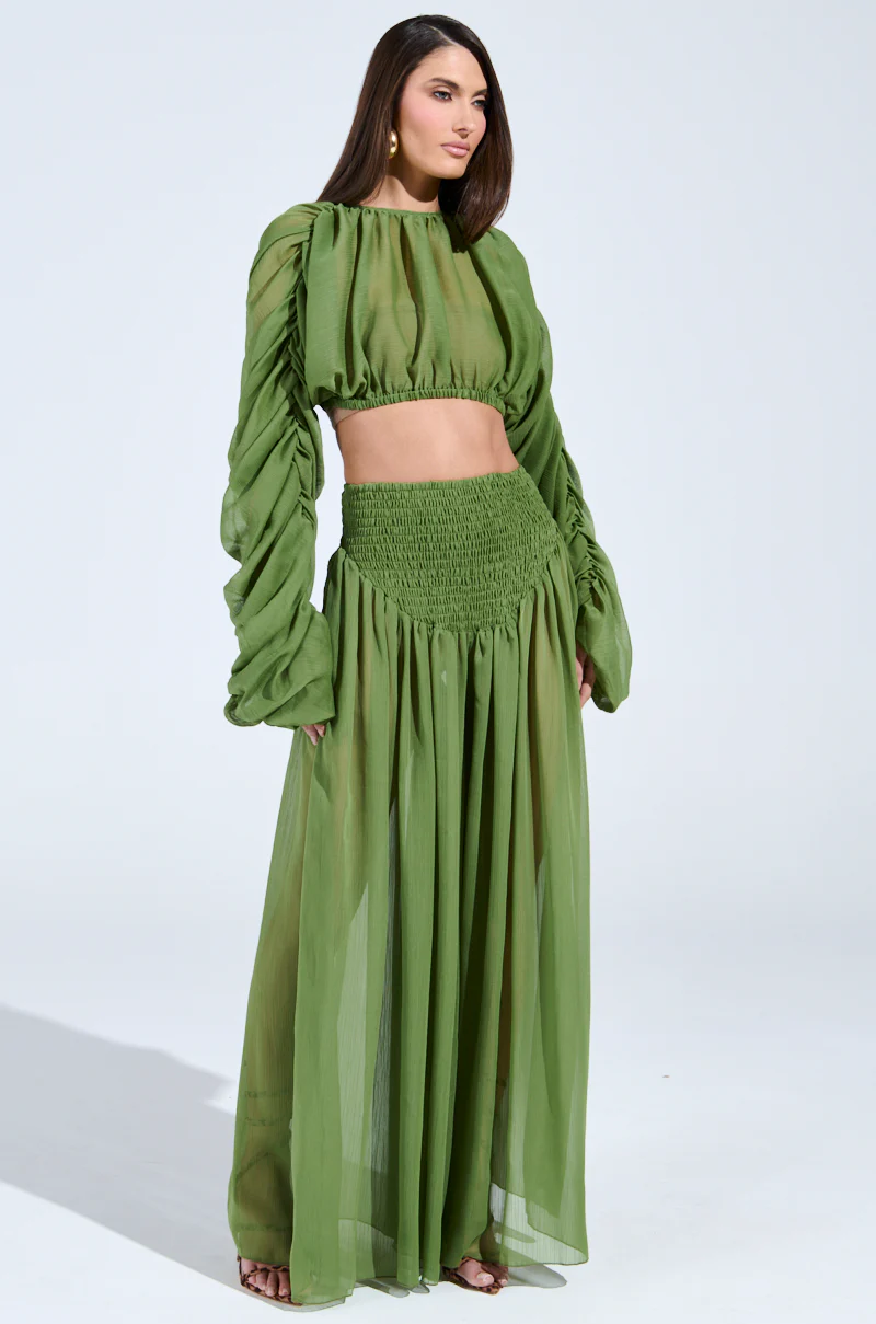 LAURA RUCHED CROPPED BLOUSE IN GREEN - Image 7