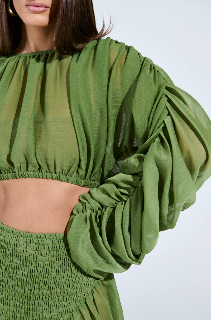 LAURA RUCHED CROPPED BLOUSE IN GREEN - Image 9