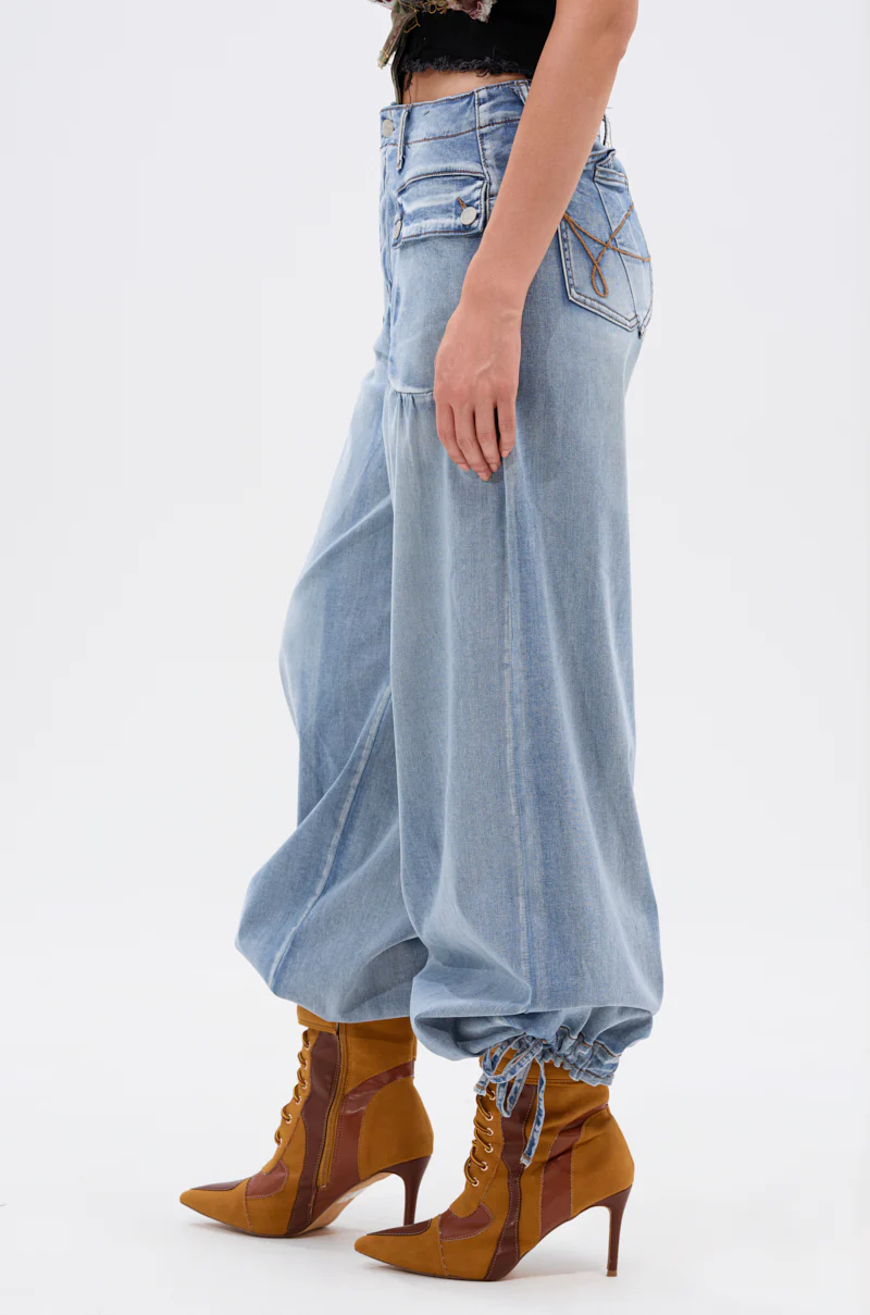 LAY IT LOW BALLOON PANT IN LIGHT BLUE - Image 4