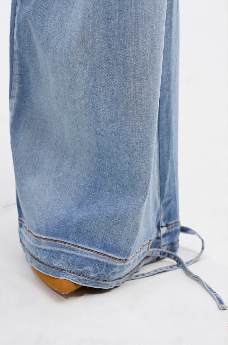 LAY IT LOW BALLOON PANT IN LIGHT BLUE - Image 9
