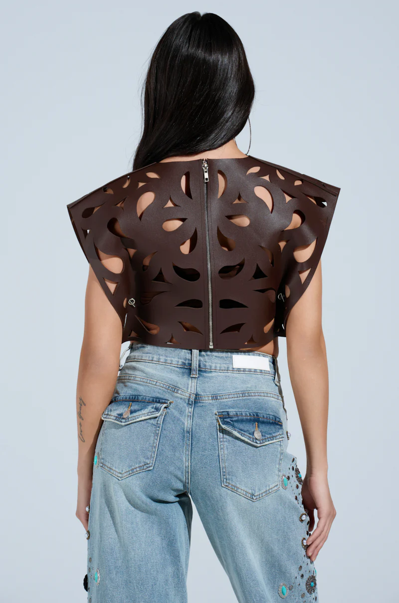 LAY LOW CUT OUT BLOUSE - Image 5