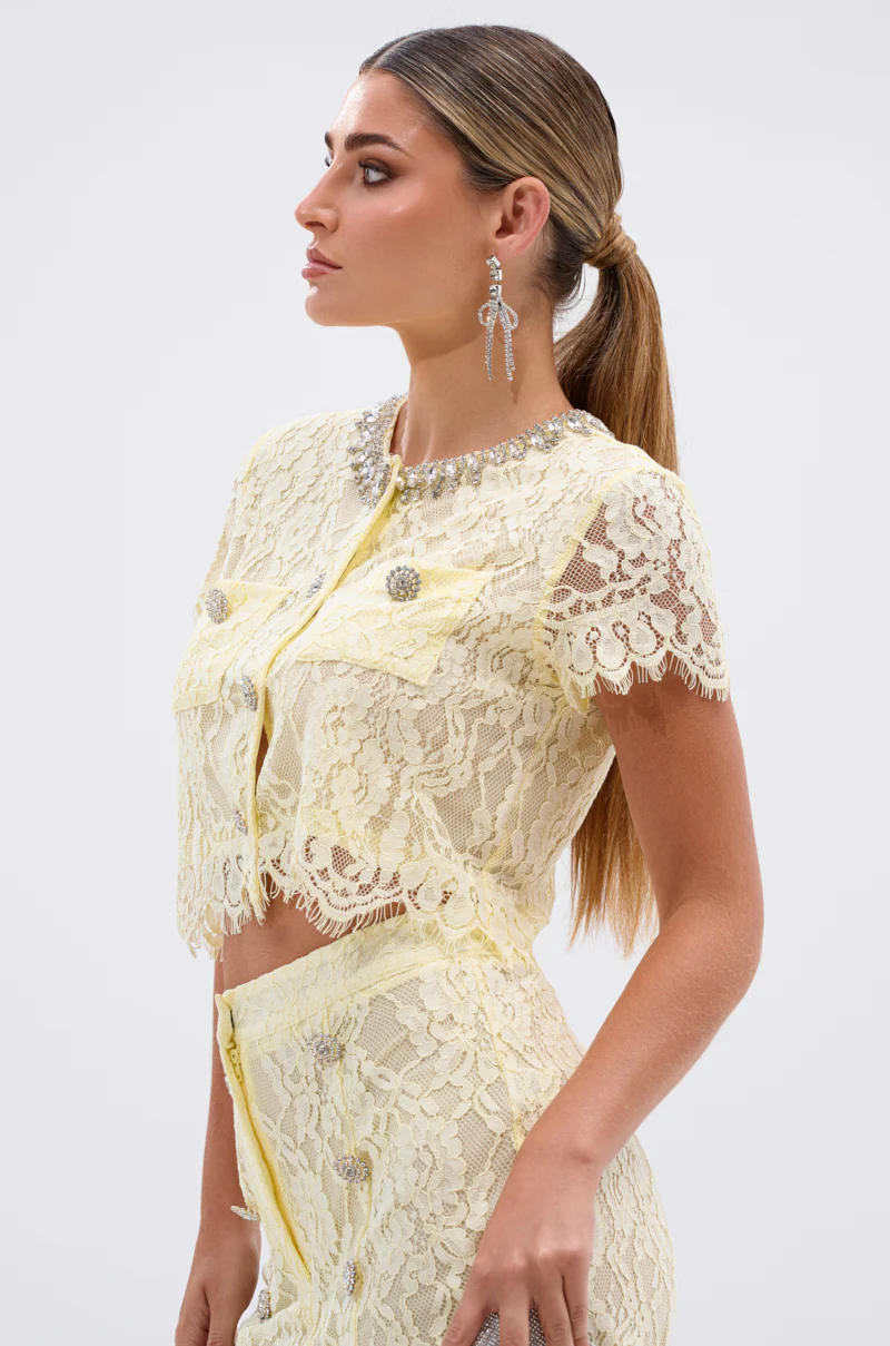 LEAH LACE BUTTON DOWN BLOUSE IN BABY YELLOW - Image 2