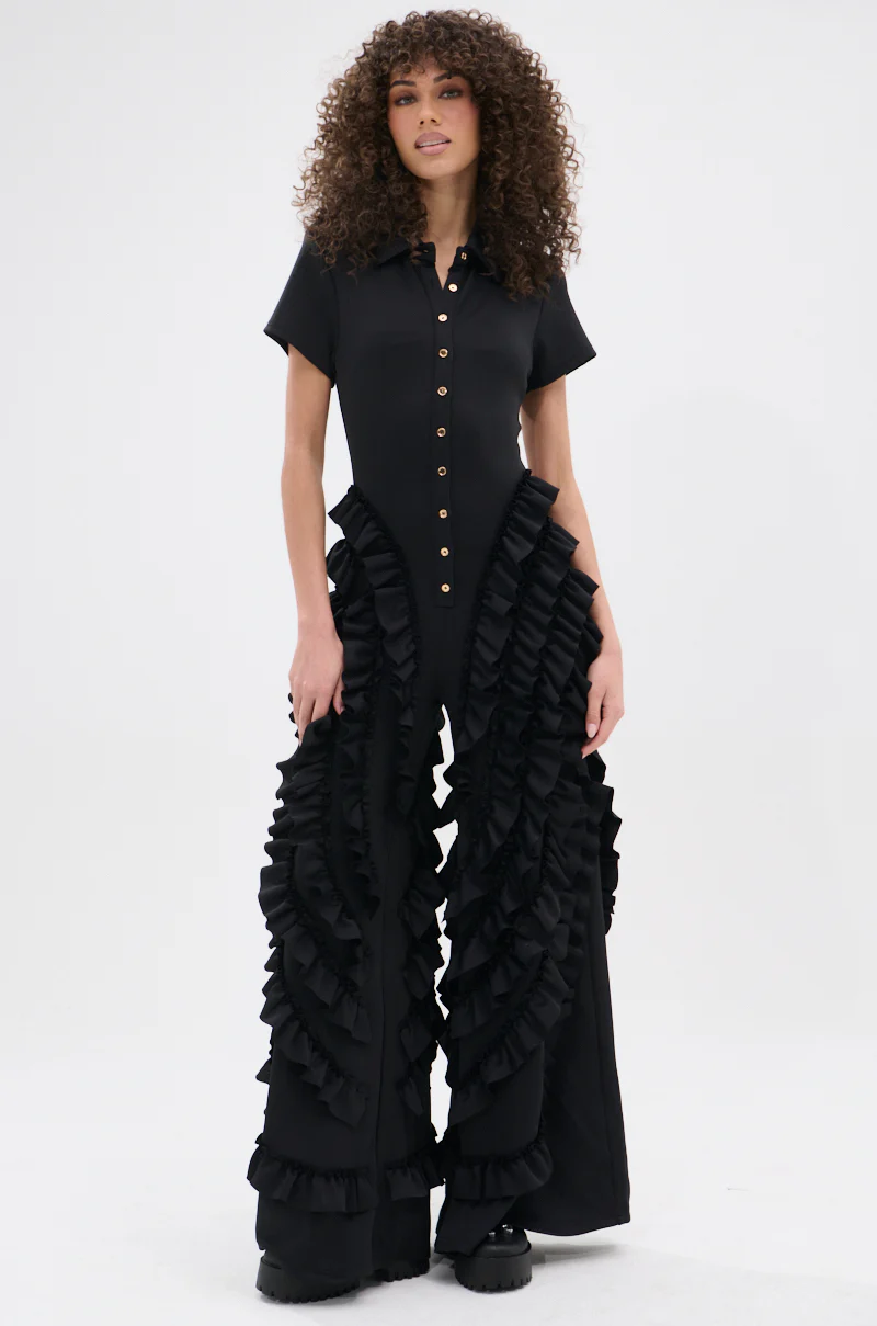 LEAVE IT RUFFLED JUMPSUIT IN BLACK - Image 3