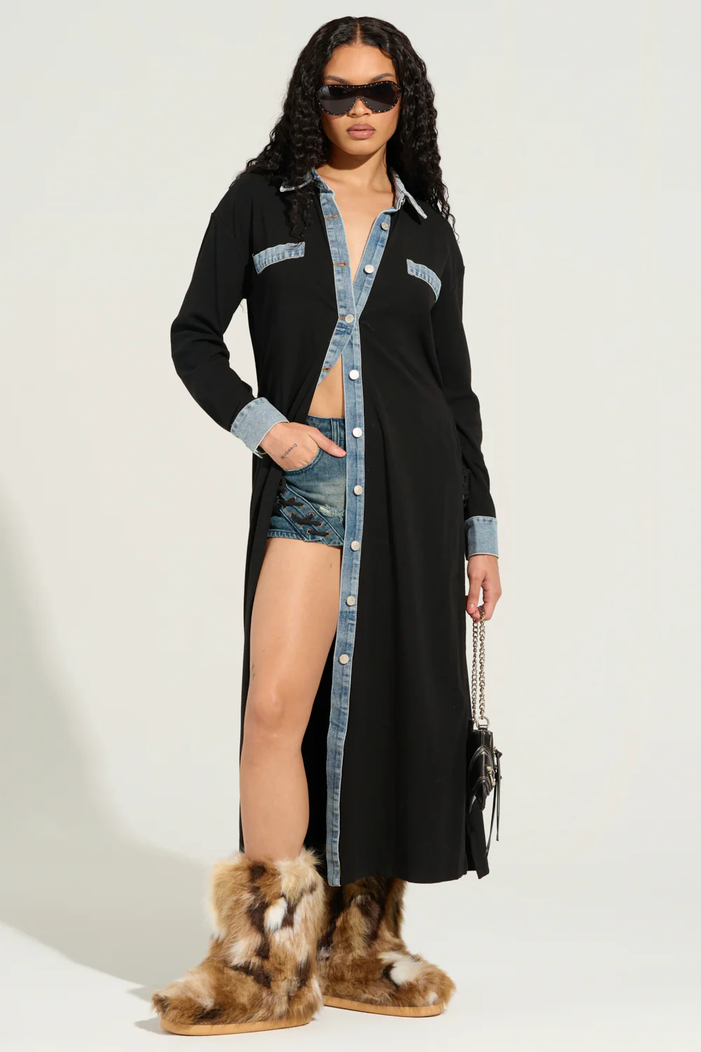 LEILA OVERSIZED BUTTON UP - Image 2