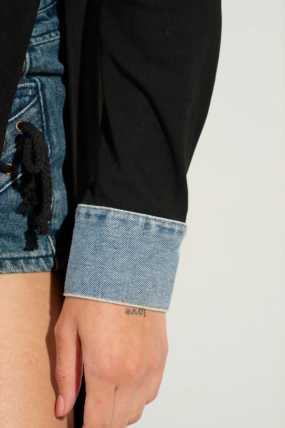LEILA OVERSIZED BUTTON UP - Image 6