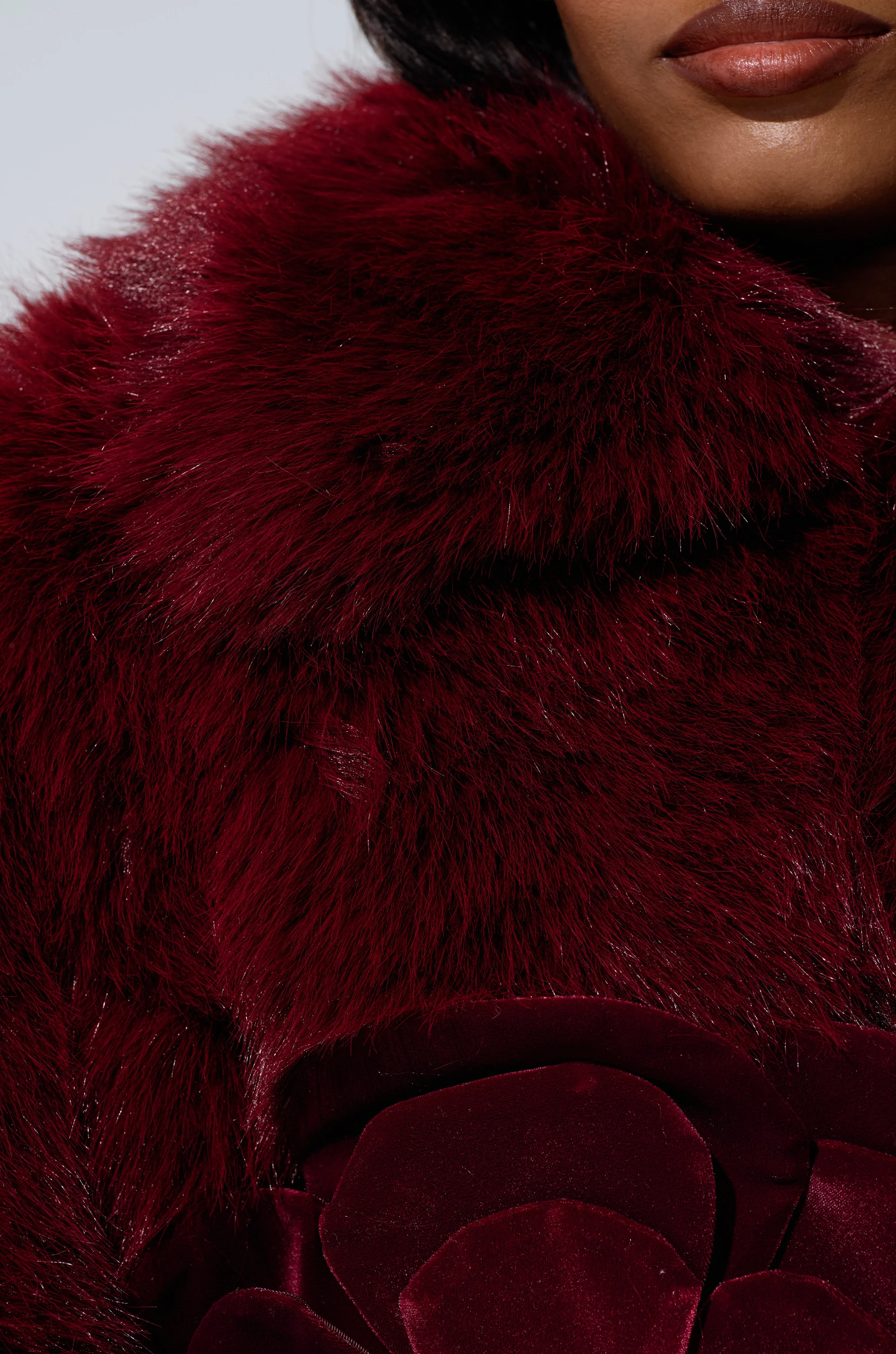 LEILA ULTRA CROP FAUX FUR IN BURGUNDY - Image 13