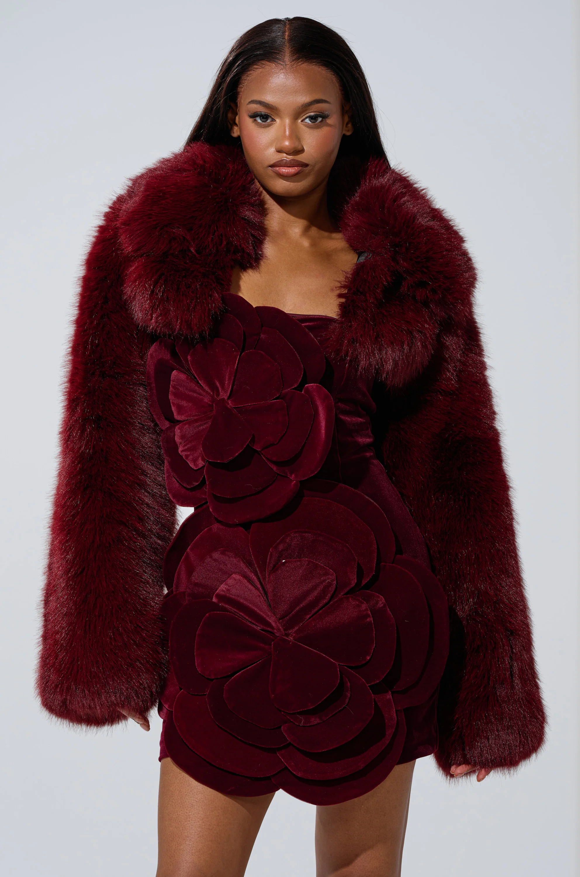LEILA ULTRA CROP FAUX FUR IN BURGUNDY - Image 4