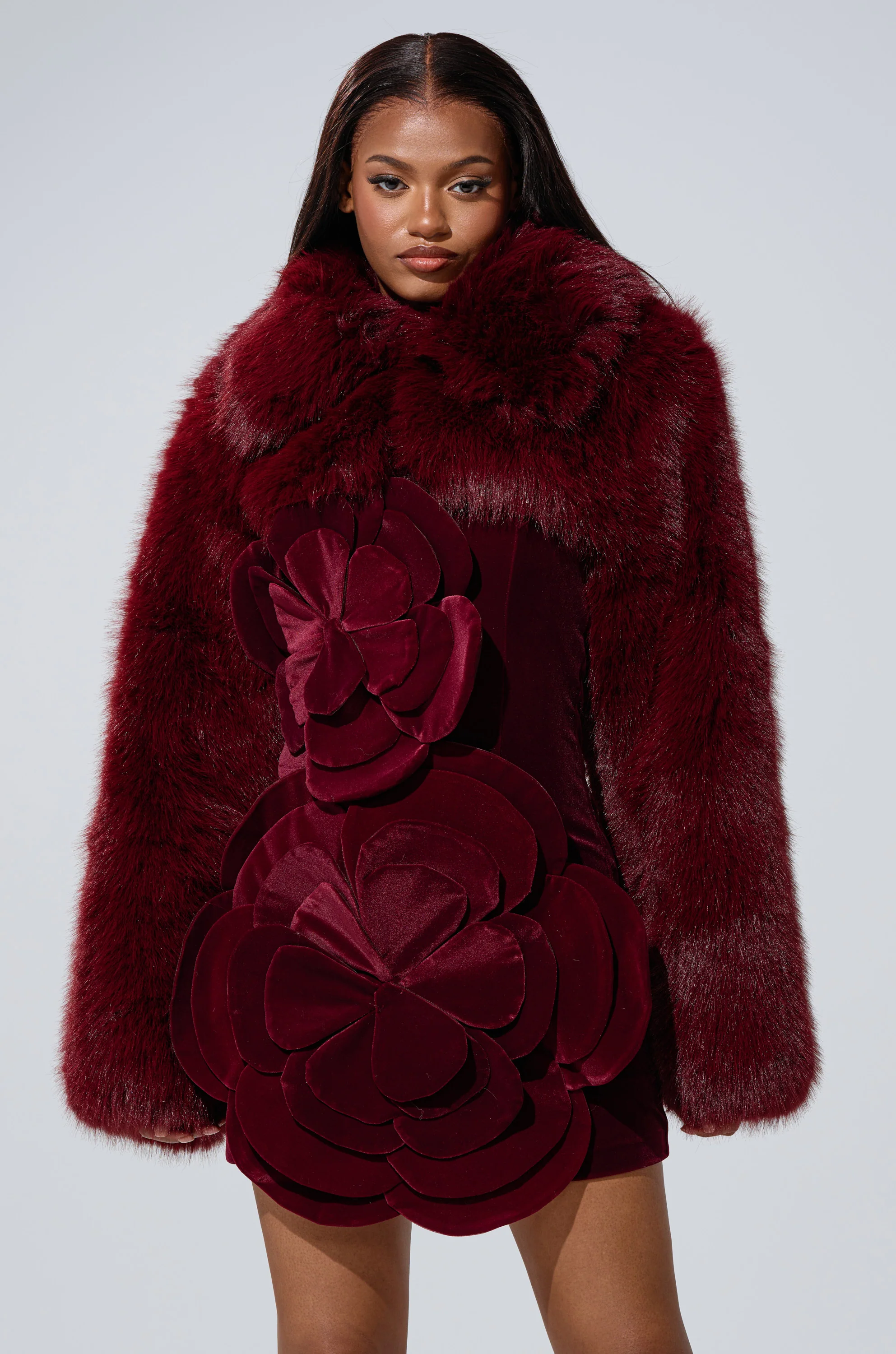 LEILA ULTRA CROP FAUX FUR IN BURGUNDY - Image 6