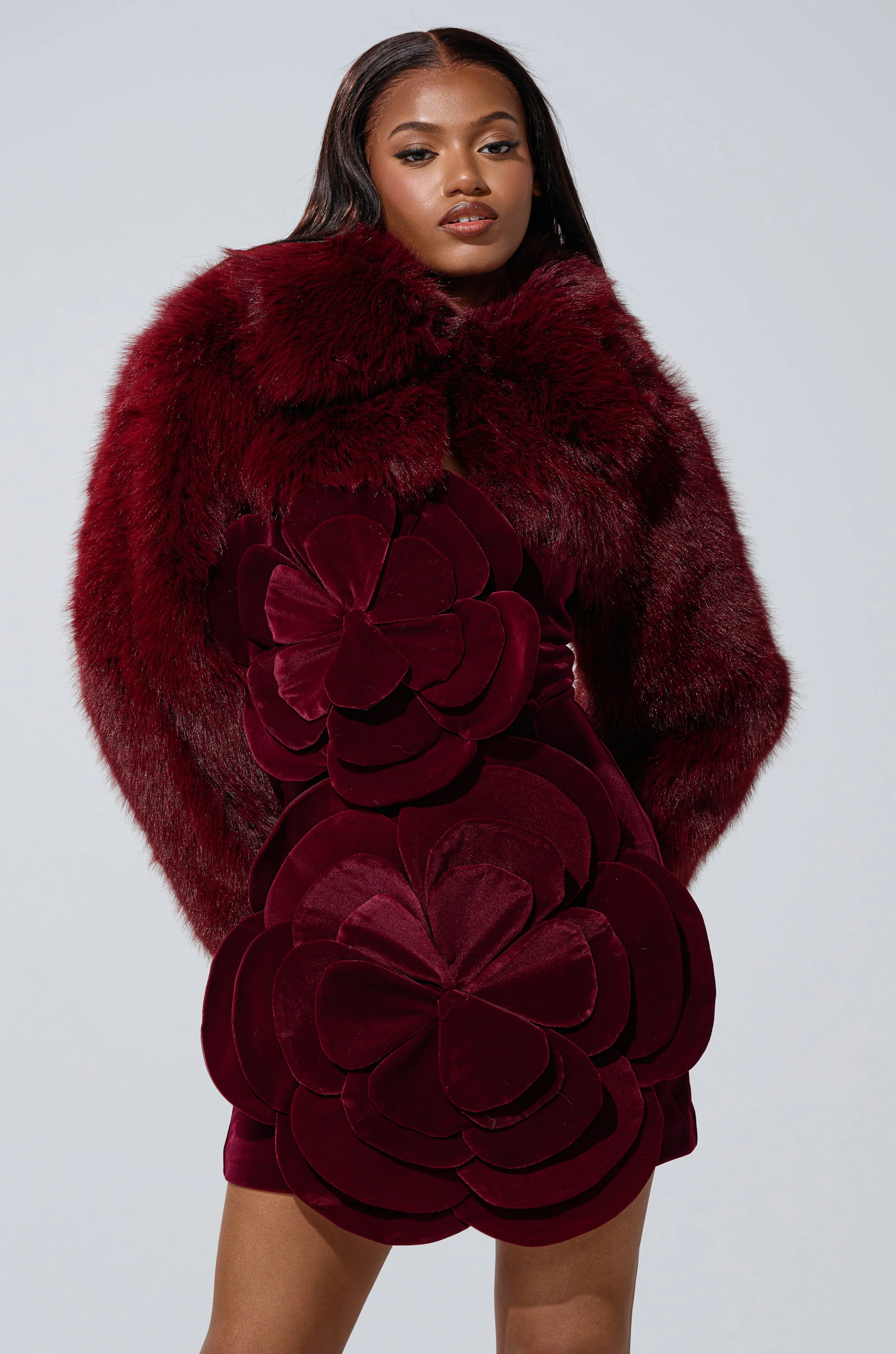 LEILA ULTRA CROP FAUX FUR IN BURGUNDY - Image 7