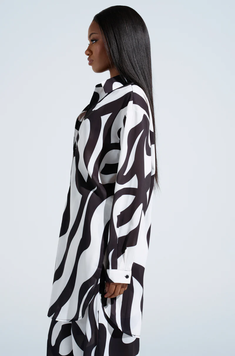 LET IT GO BUTTON DOWN TOP - Image 3