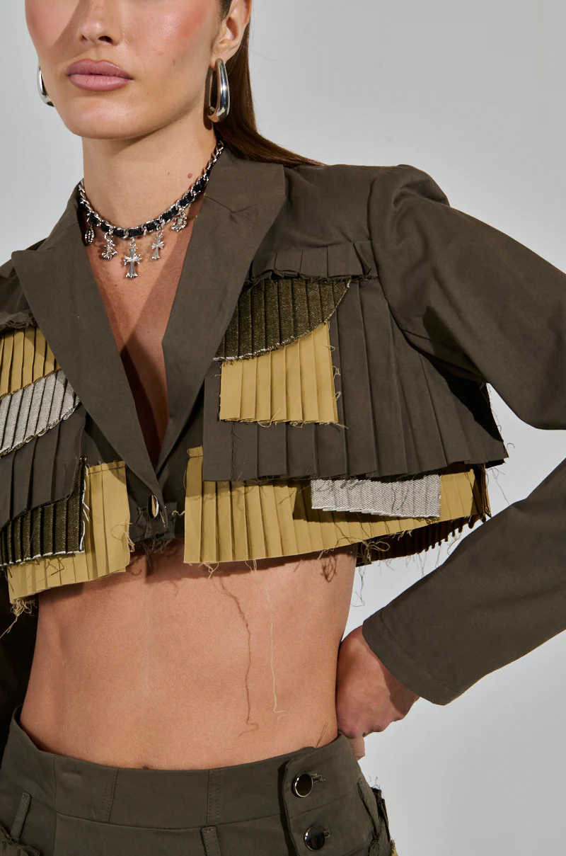 LET ME DOWN SLOWLY CROPPED BLAZER IN OLIVE - Image 8