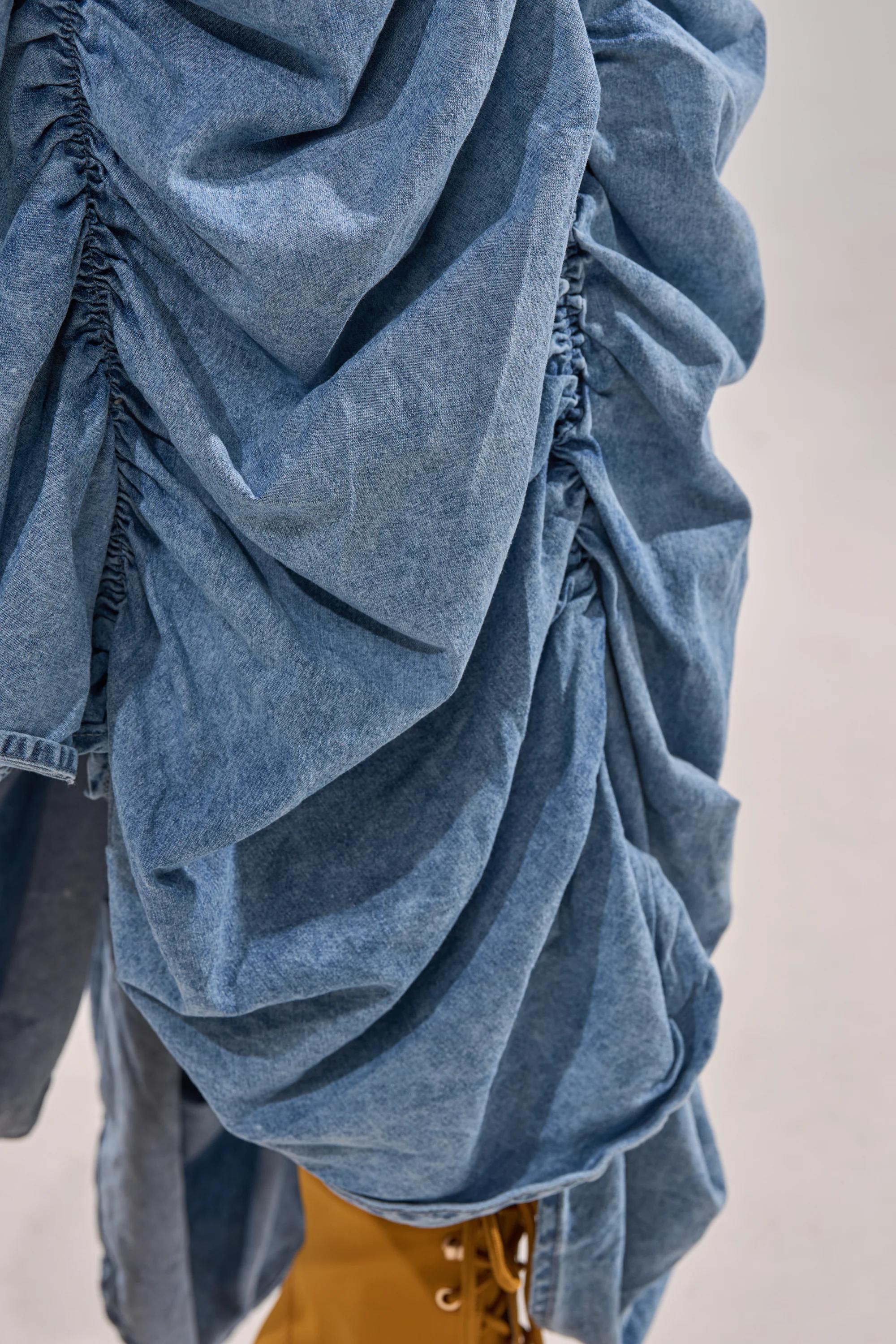 LETS CHANGE IT UP RUCHED MIDI SKIRT IN CHAMBRAY - Image 11