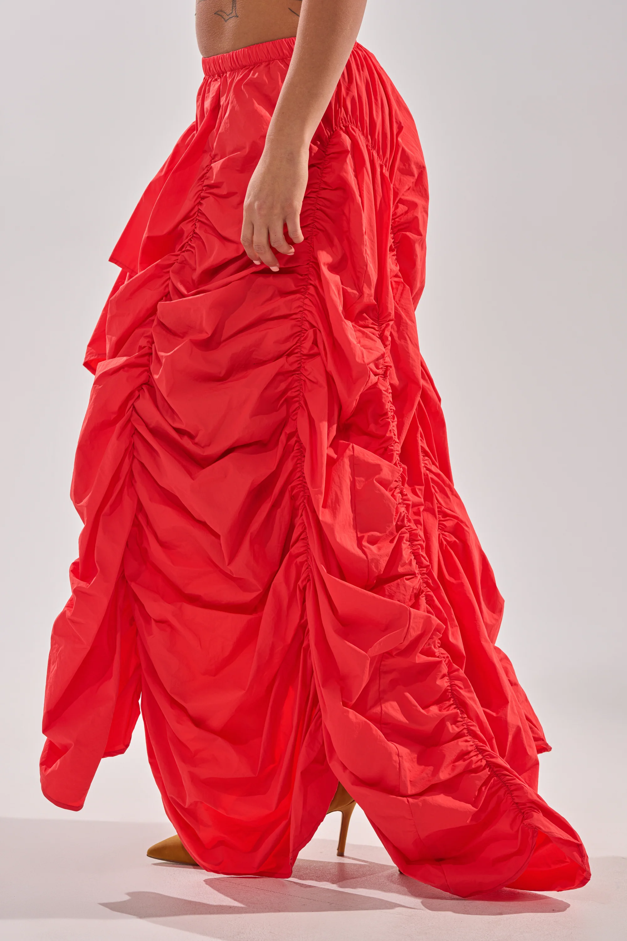 LETS CHANGE IT UP RUCHED MIDI SKIRT IN RED - Image 7