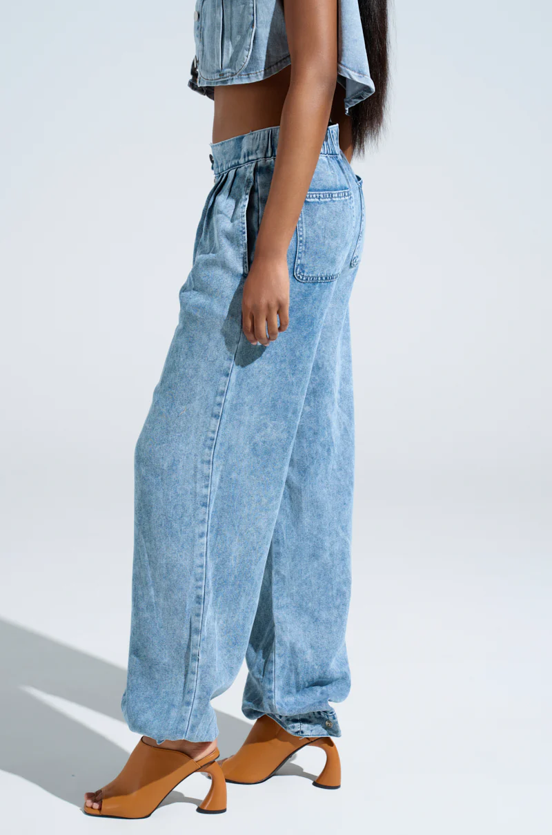 LEXI LIGHTWEIGHT DENIM PANT - Image 3
