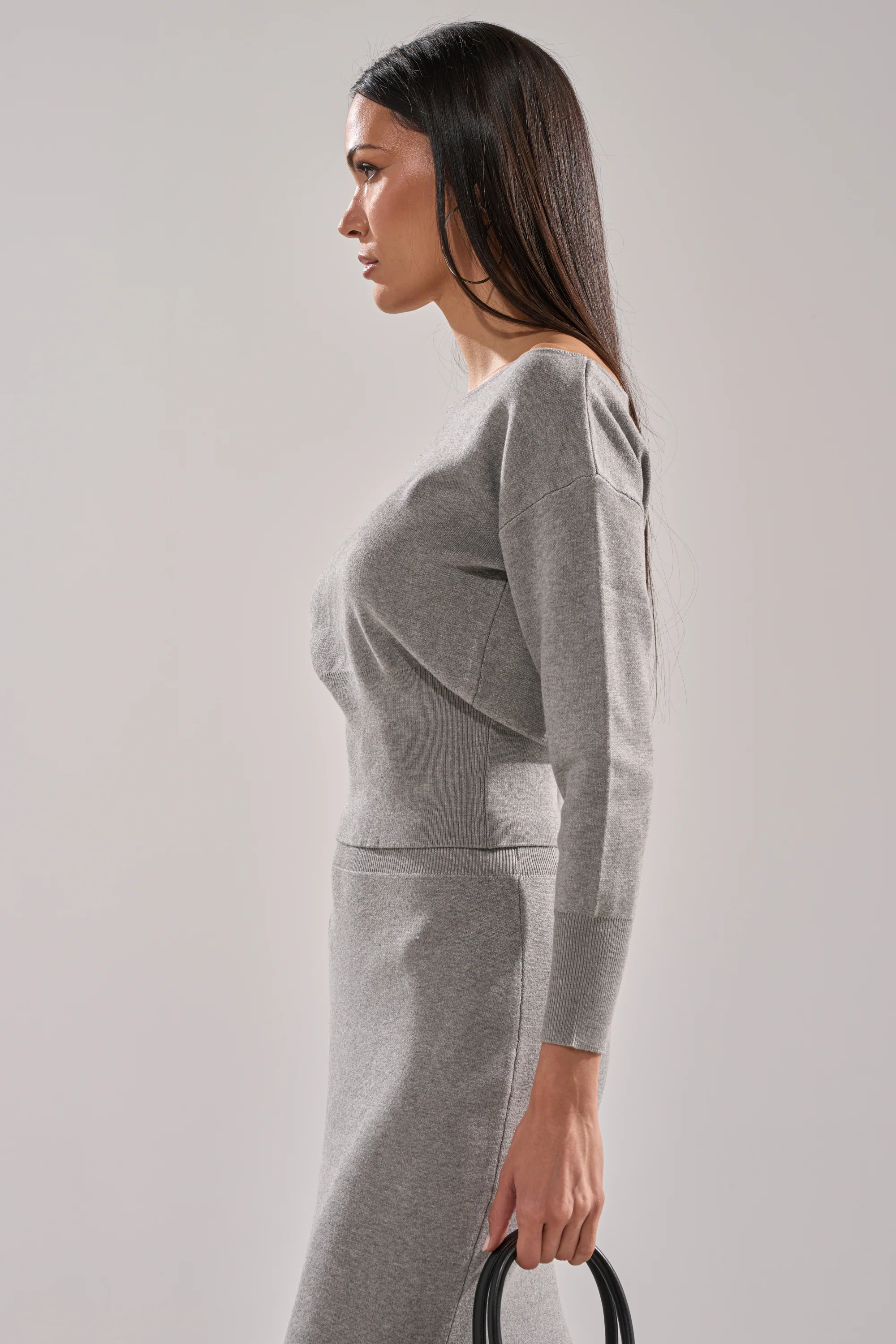 LEXI OFF THE SHOULDER SWEATER - Image 4