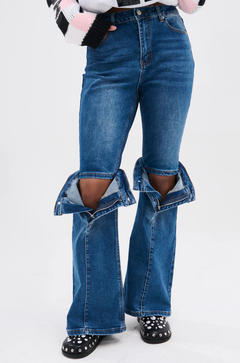 LIE TO ME EXPOSED KNEE DENIM JEANS - Image 4