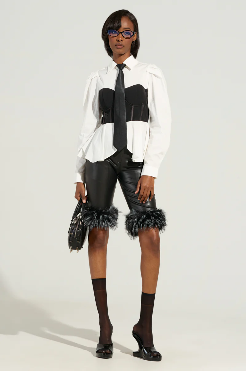 LIGHT AS A FEATHER BLACK BERMUDA SHORTS - Image 4