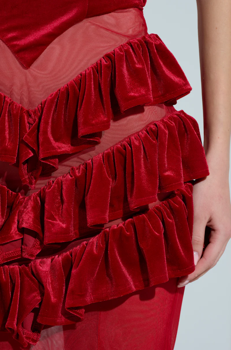 LIGHTS AND ACTION MAXI DRESS IN RED - Image 8