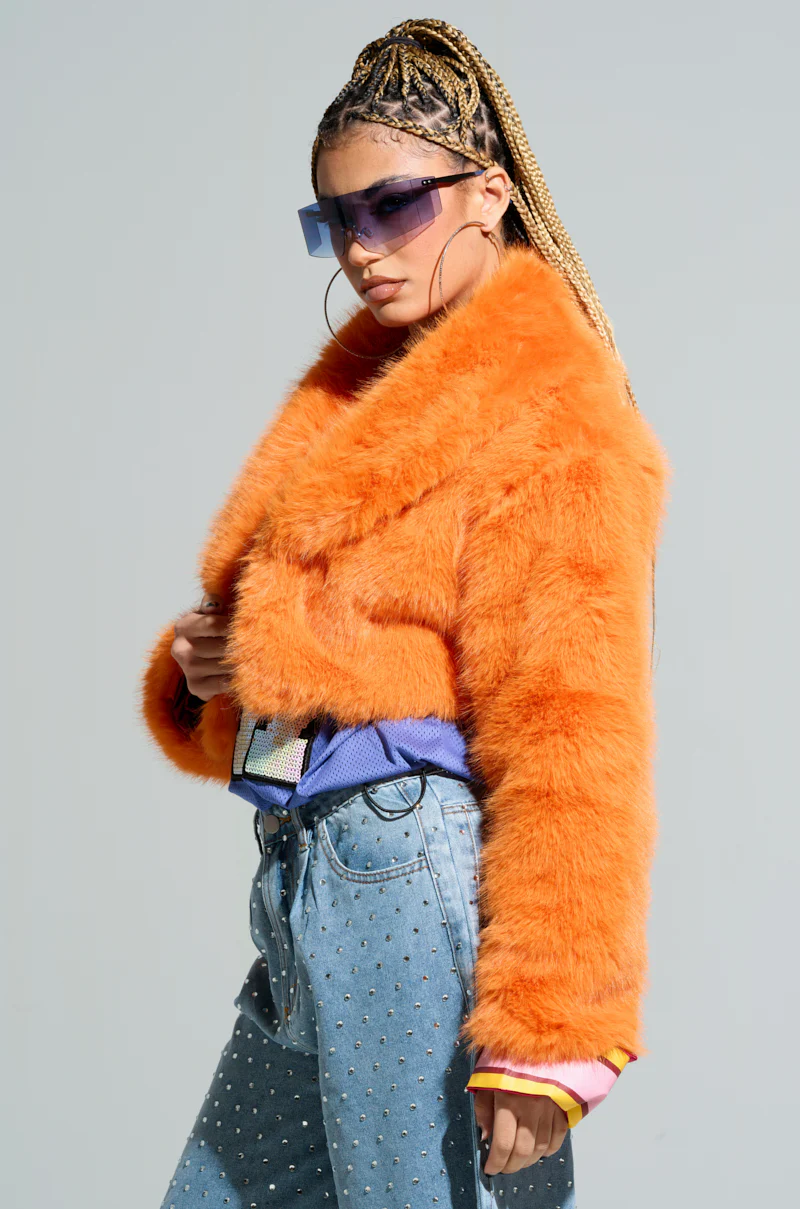 LIGHTS OUT CROPPED FAUX FUR - Image 2
