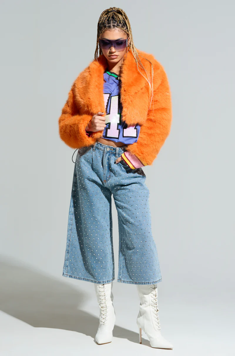 LIGHTS OUT CROPPED FAUX FUR - Image 5