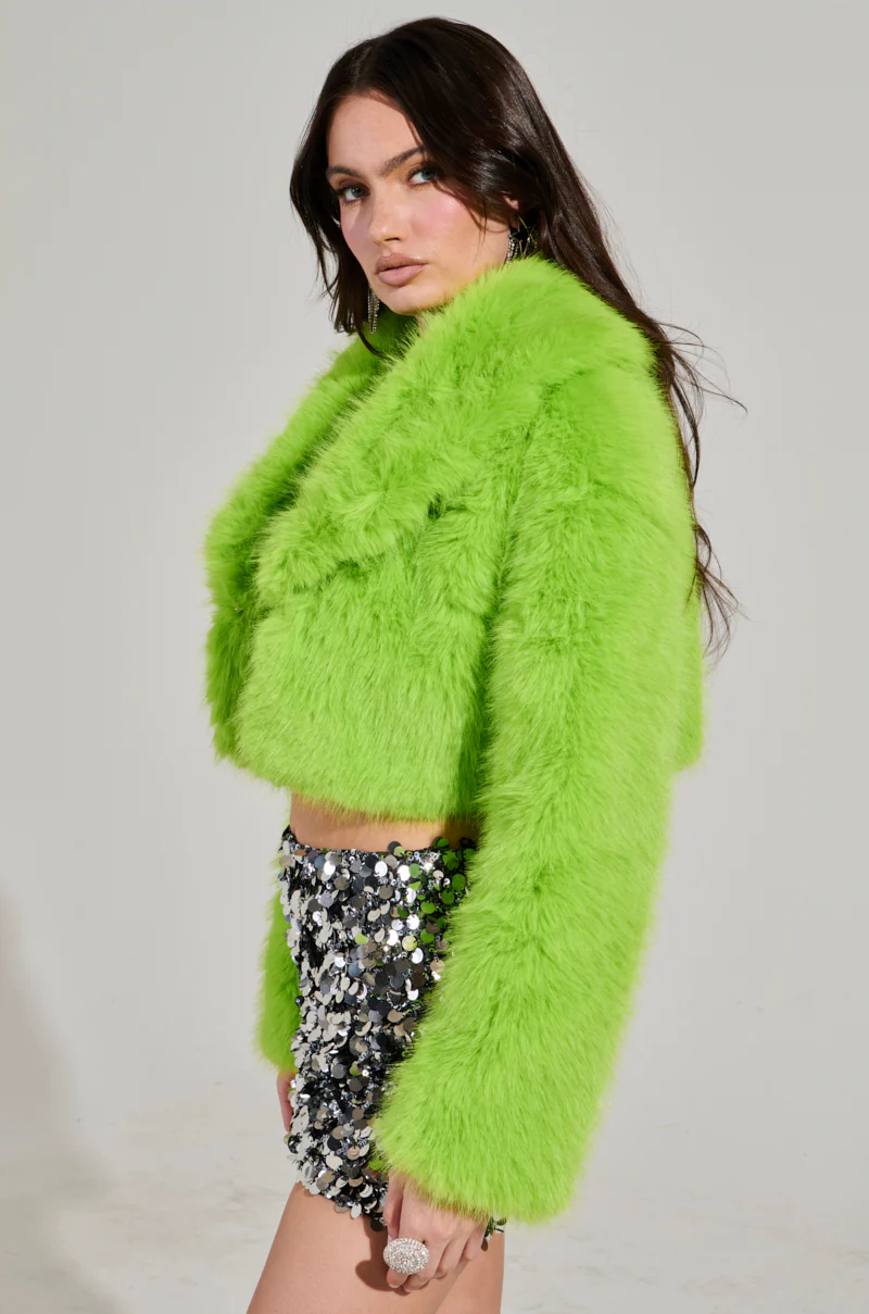 LIGHTS OUT CROPPED FAUX FUR JACKET IN LIME - Image 4