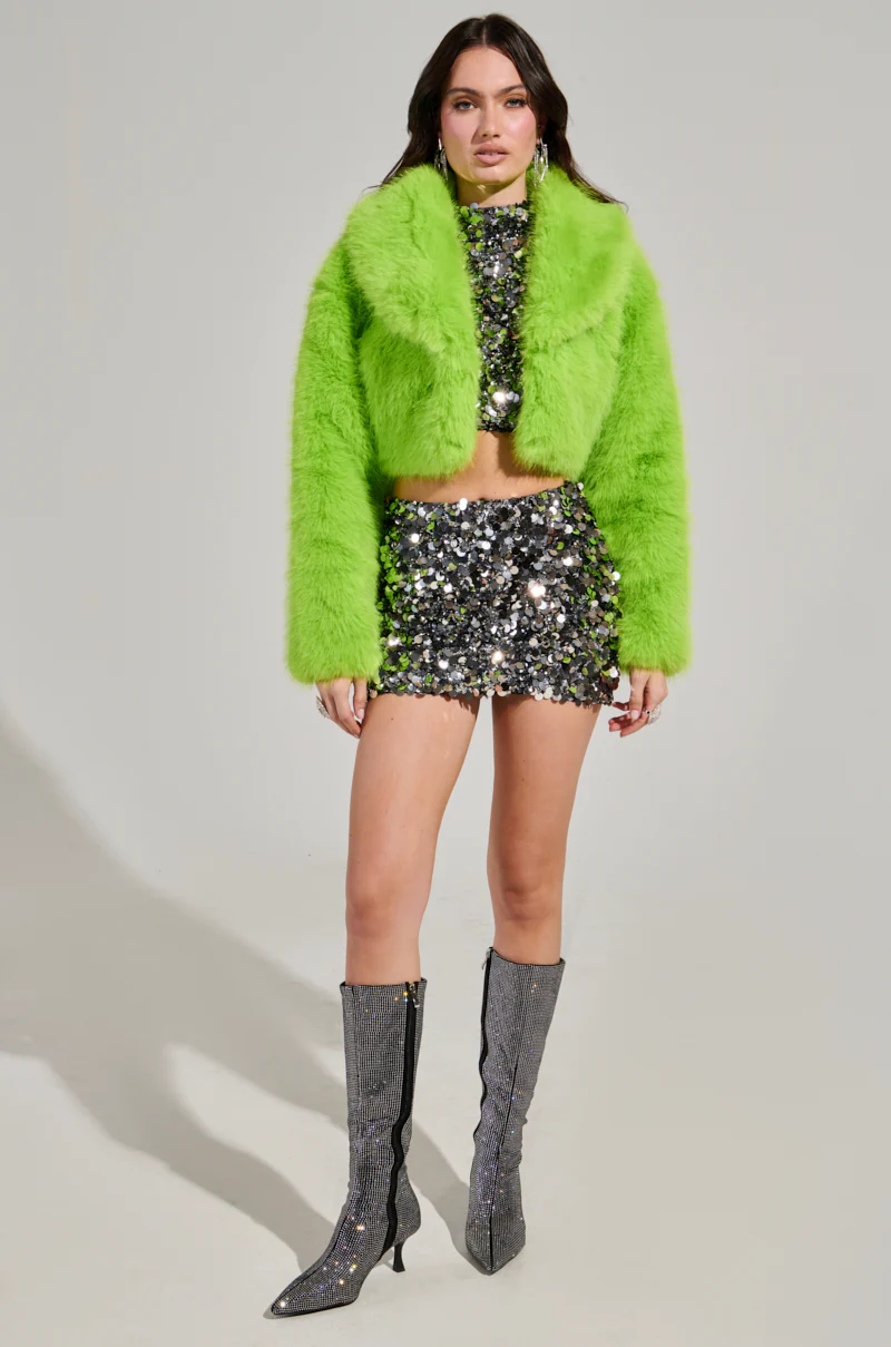 LIGHTS OUT CROPPED FAUX FUR JACKET IN LIME - Image 6