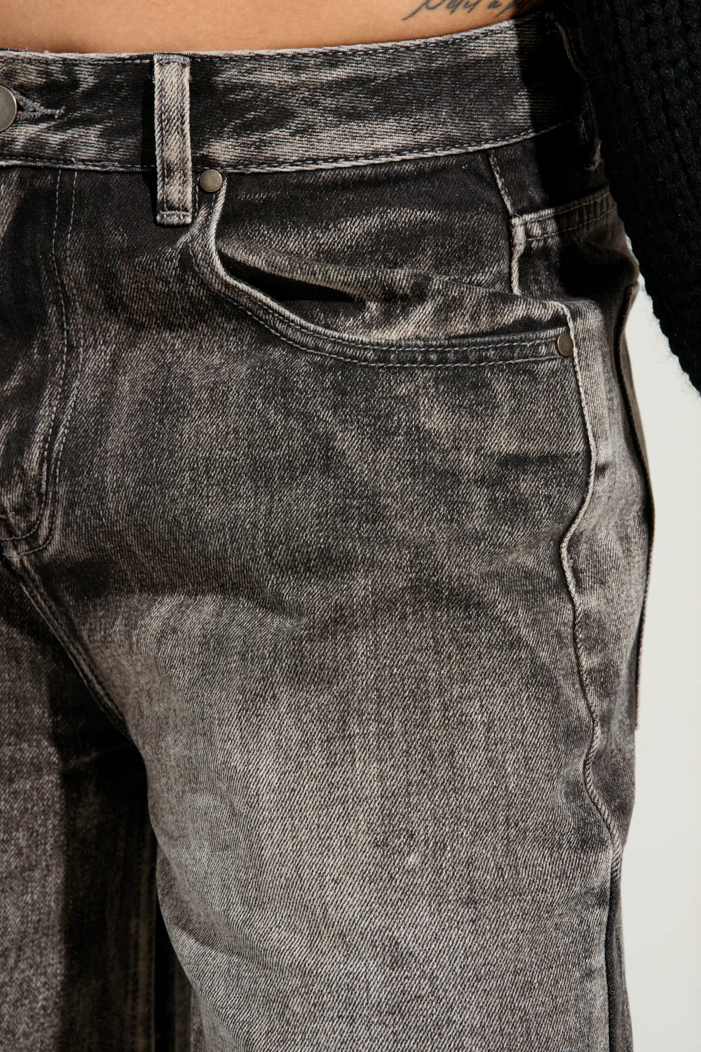 LITERAL PERFECTION BLACK DENIM BERMUDA SHORTS - Image 12