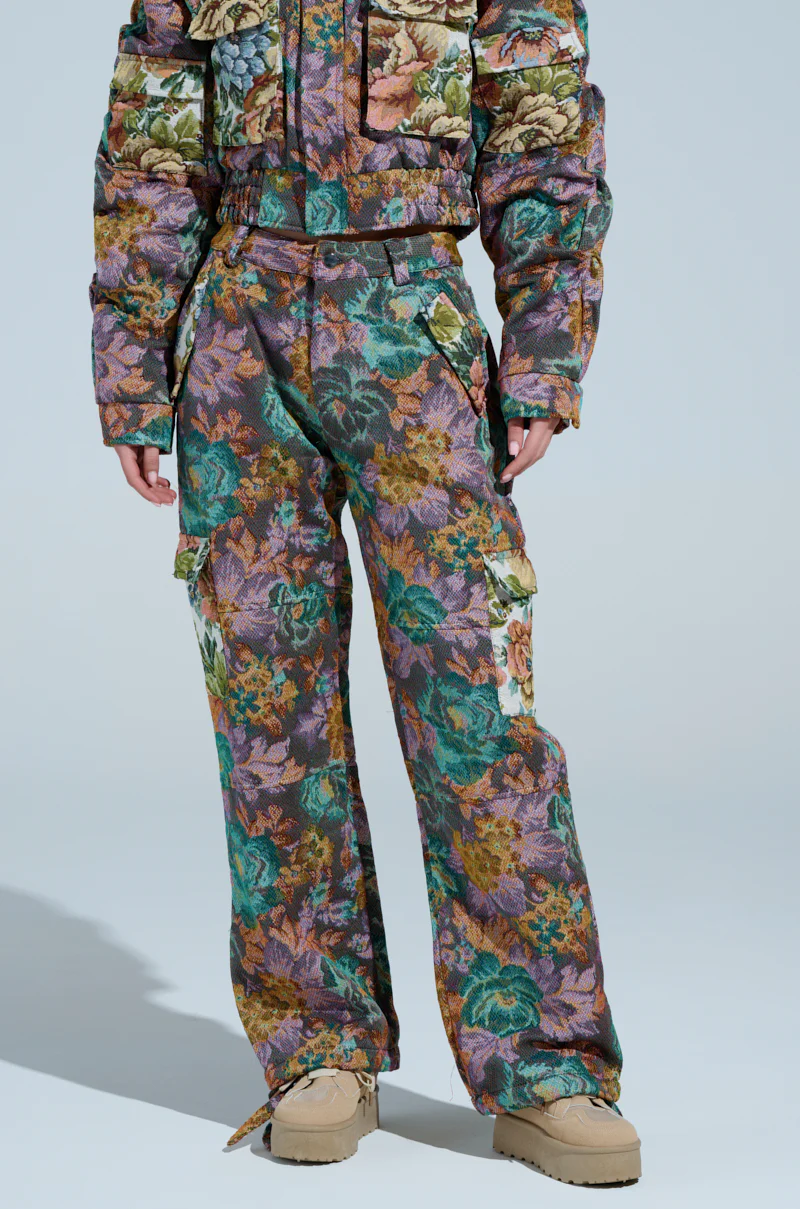 LOGAN SQUARE JACQUARD CARGO PANT - Image 11