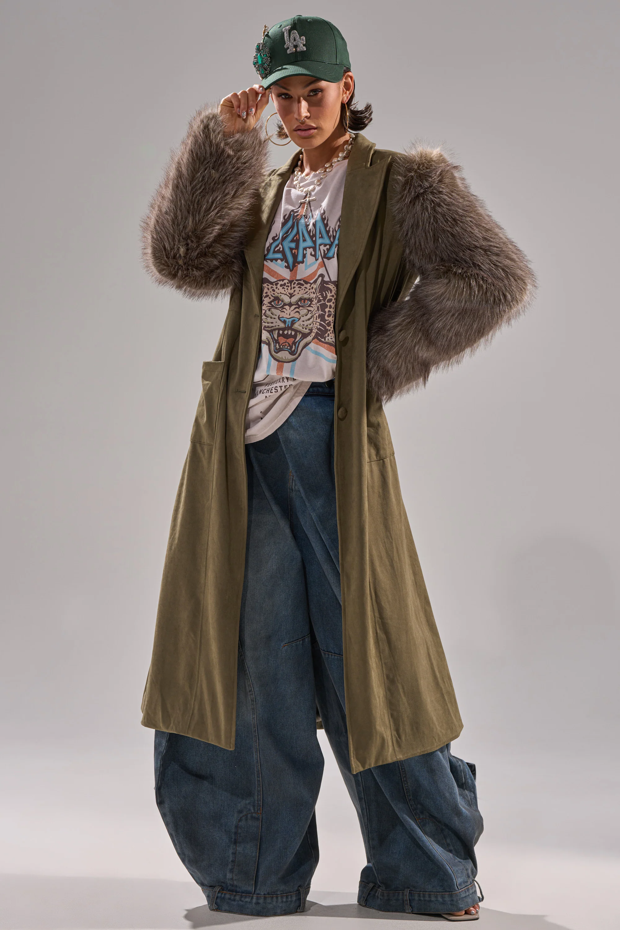 LOLITA FUR SLEEVE TRENCH - Image 10