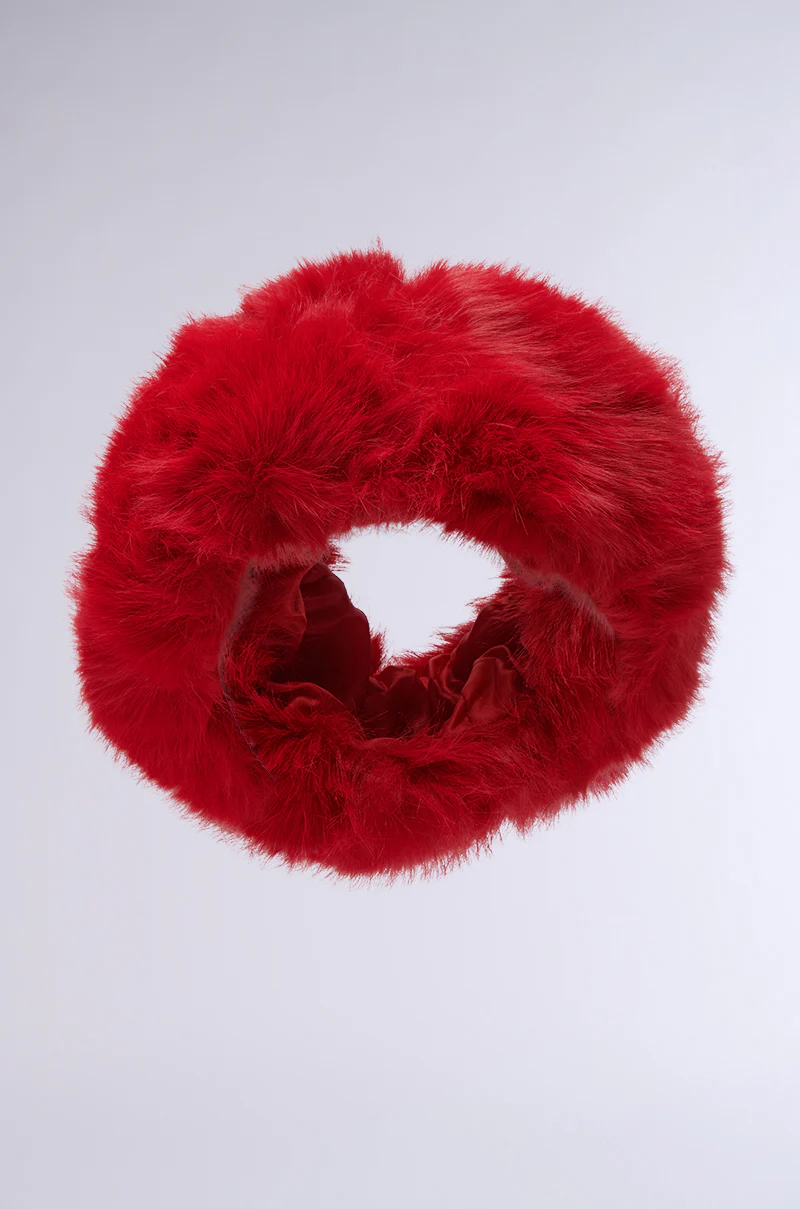 LOOK AT ME NOW FAUX FUR HEADBAND - Image 3