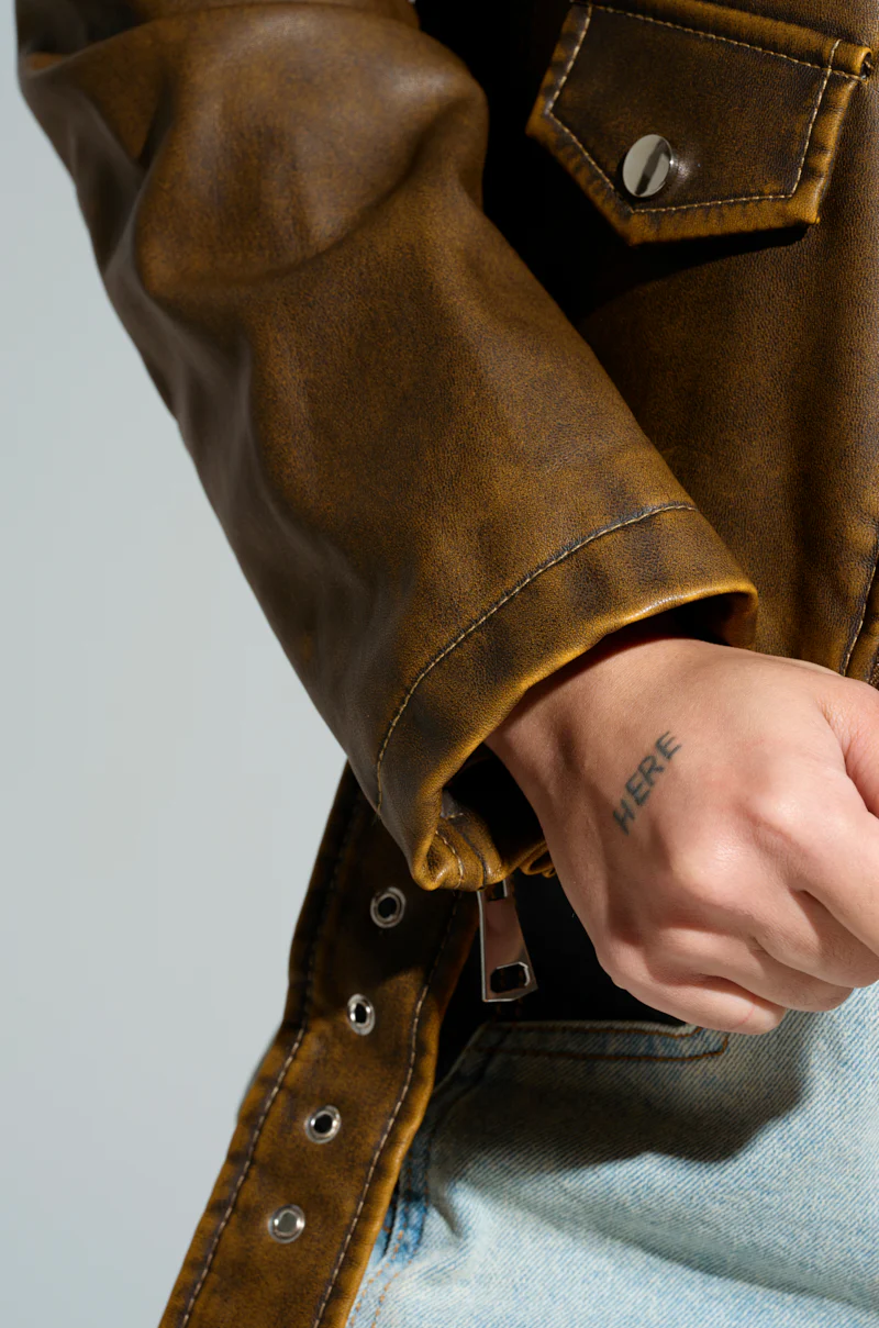 LOOKING FOR TROUBLE DISTRESSED MOTO IN BROWN - Image 7