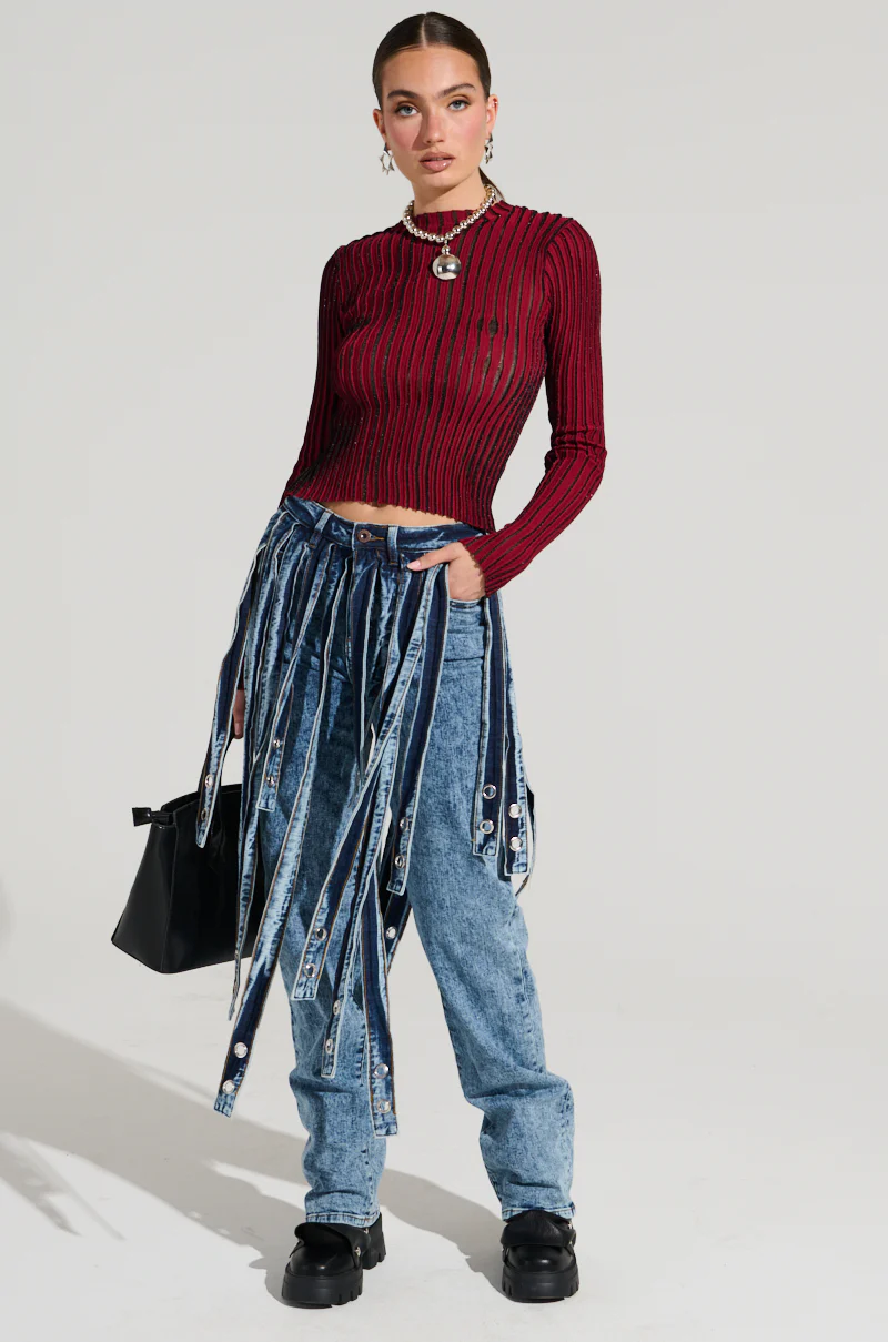 LOOKING SNATCHED STRIPED KNIT TOP IN RED - Image 6
