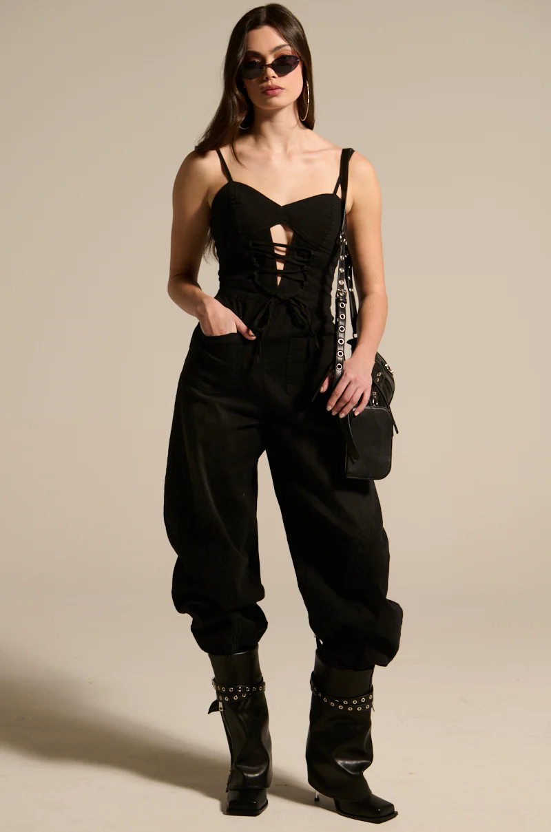 LOOKS LIKE IT JUMPSUIT
